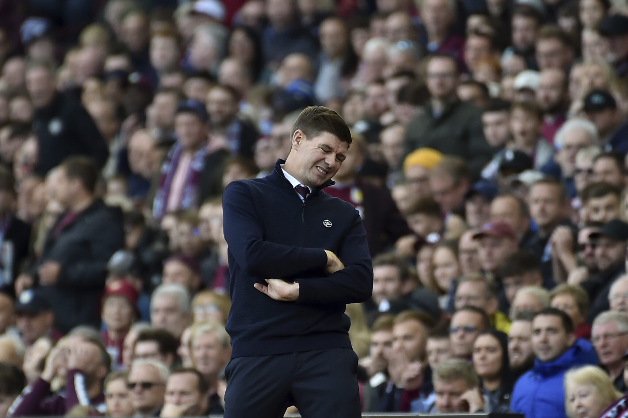 Αποδοκιμασίες από τους οπαδούς της Αλ Ετιφάκ στον Τζέραρντ (ΒΙΝΤΕΟ)