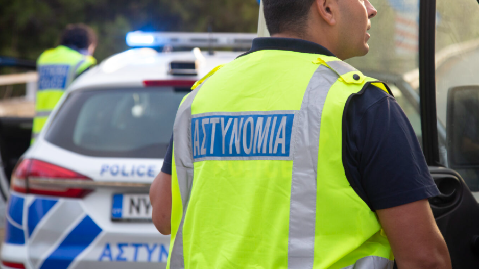 &Sigma;&upsilon;&nu;&alpha;&gamma;&epsilon;&rho;&mu;ό&sigmaf; &sigma;&tau;&eta; &Lambda;&epsilon;&mu;&epsilon;&sigma;ό: &Mu;&eta;&tau;έ&rho;&alpha; &kappa;&alpha;&tau;ή&gamma;&gamma;&epsilon;&iota;&lambda;&epsilon; &alpha;&rho;&pi;&alpha;&gamma;ή &pi;&alpha;&iota;&delta;&iota;&omicron;ύ &alpha;&pi;ό &tau;&omicron;&nu; &Tau;&omicron;&upsilon;&rho;&kappa;&omicron;&kappa;ύ&pi;&rho;&iota;&omicron; &pi;&alpha;&tau;έ&rho;&alpha; &tau;&omicron;&upsilon;