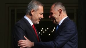 Στην Αθήνα ο Φιντάν, σε εξέλιξη η συνάντηση με Γεραπετρίτη (ΒΙΝΤΕΟ)