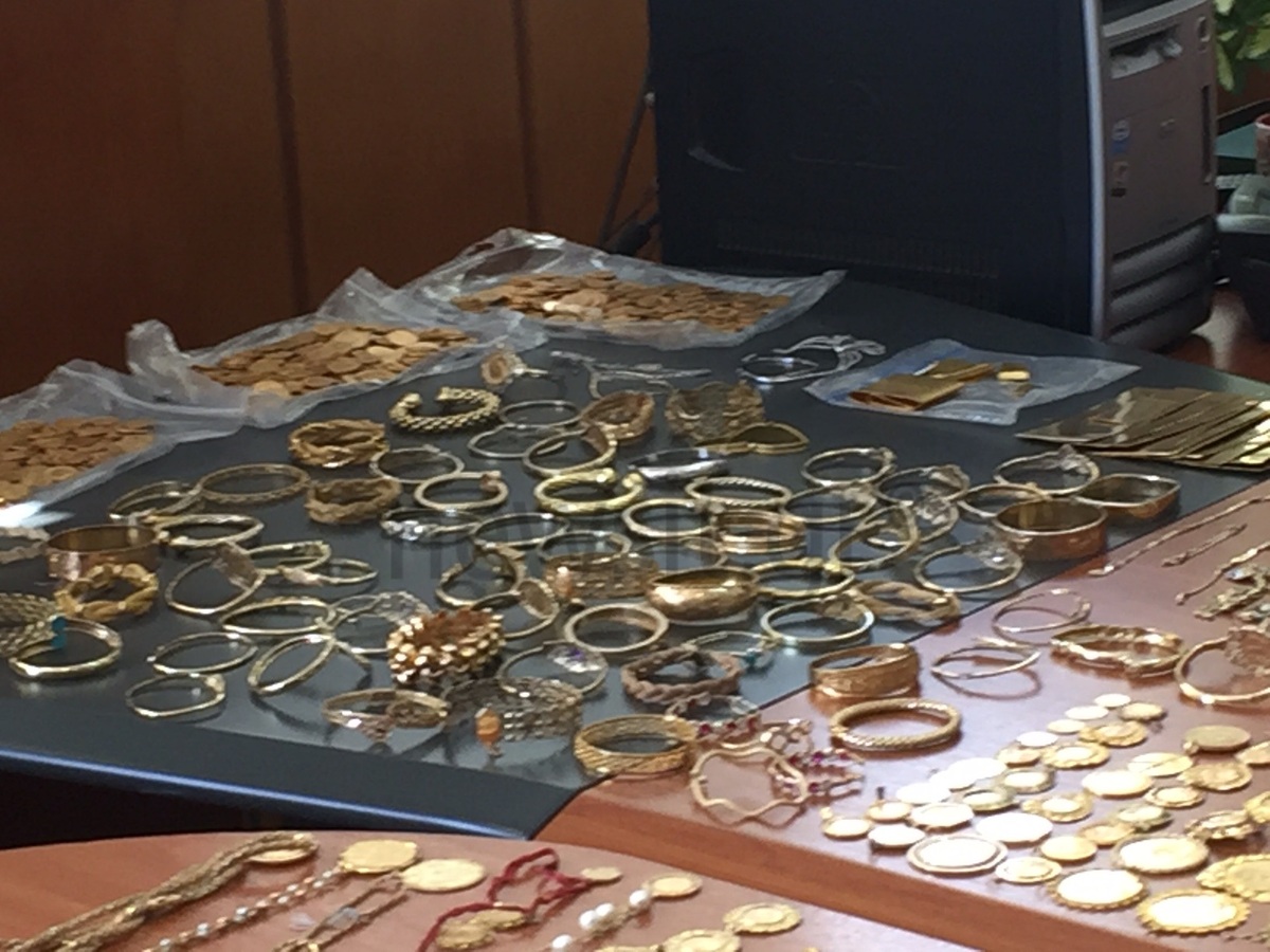 Ιδιοκτήτης χρυσοχοείου αγόραζε κλοπιμαία χρυσαφικά, τα αναγνώρισε ένα από τα θύματα