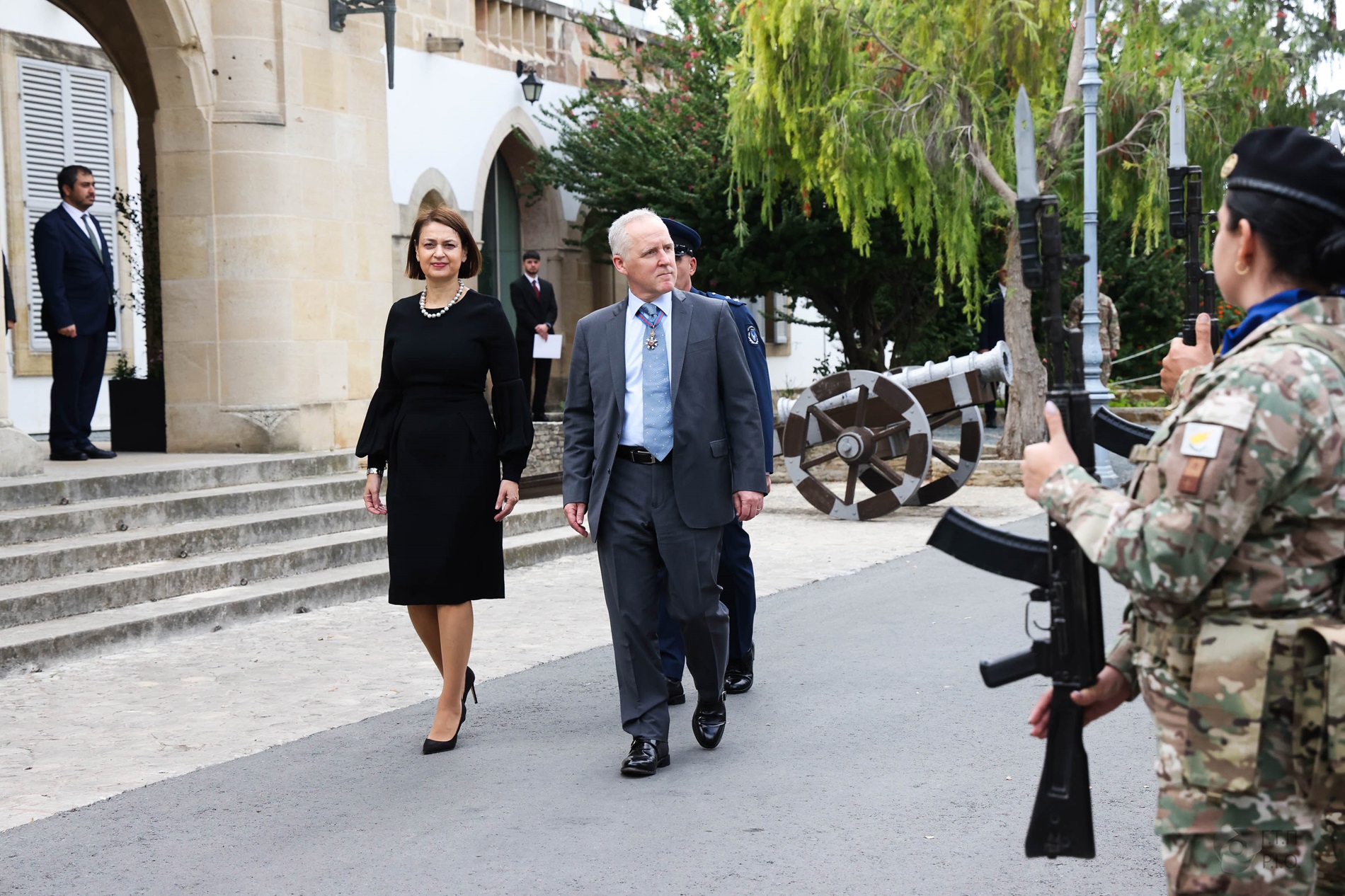 Η Βρετανία προσβλέπει στο να συμμετάσχει στη διερυμένη συνάντηση για το Κυπριακό