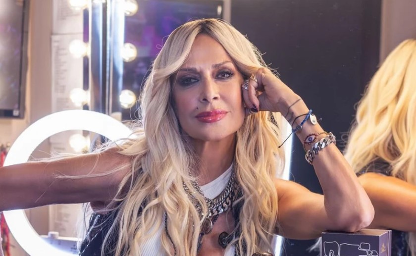 Άννα Βίσση: Με τον πατέρα της στην Πύλα σε ηλικία 5 ετών – Το σπάνιο  στιγμιότυπο | AlphaNews