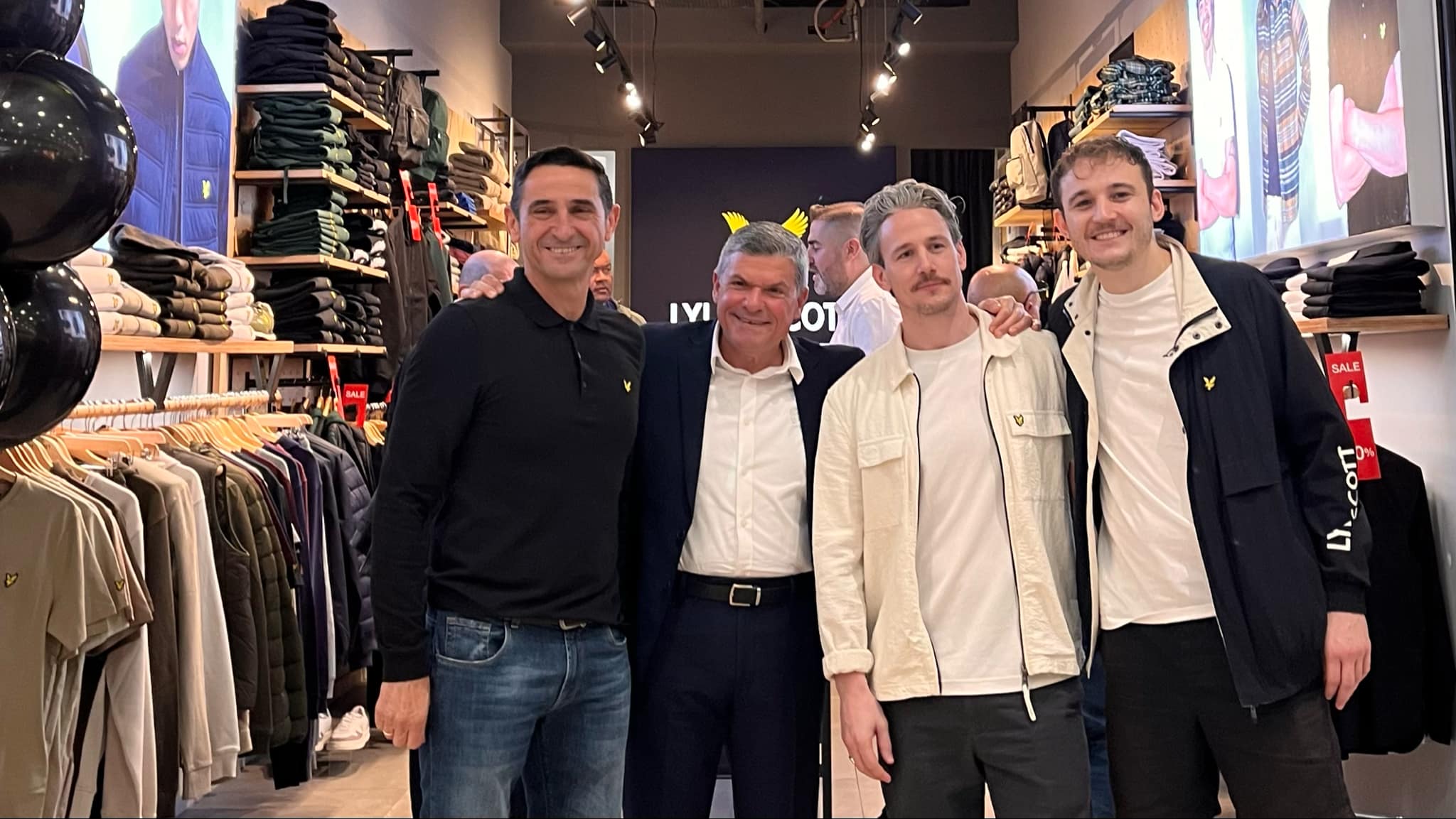 Άνοιξε το πρώτο Monobrand κατάστημα Lyle & Scott στο Nicosia Mall