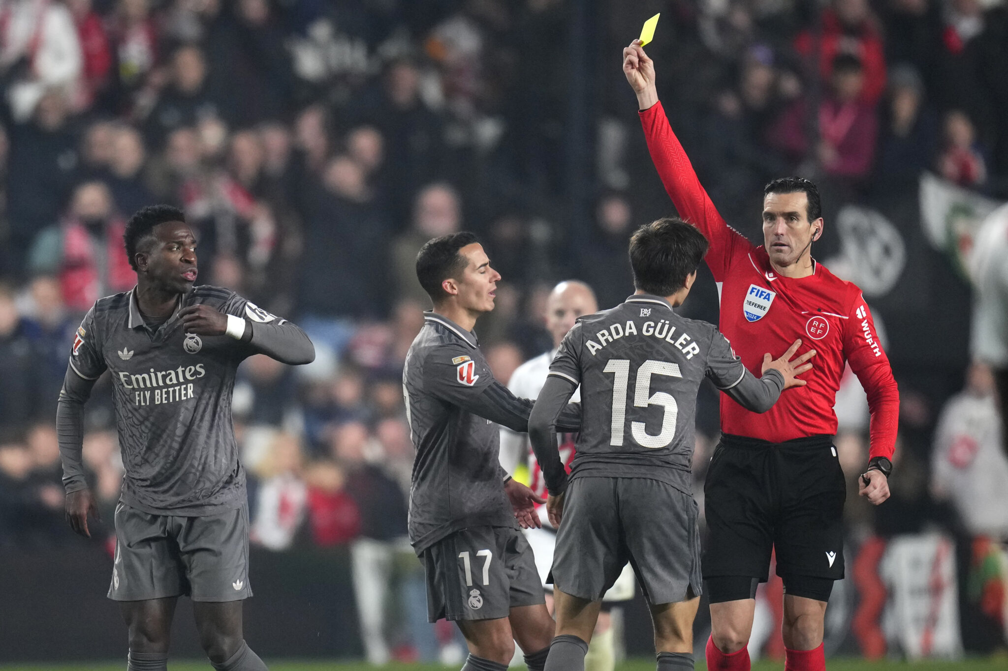 Ολομέτωπη επίθεση Ρεάλ σε διαιτησία: Κάνει λόγο για αλλοίωση και για «βρώμικη λίγκα… Νεγκρέιρα»