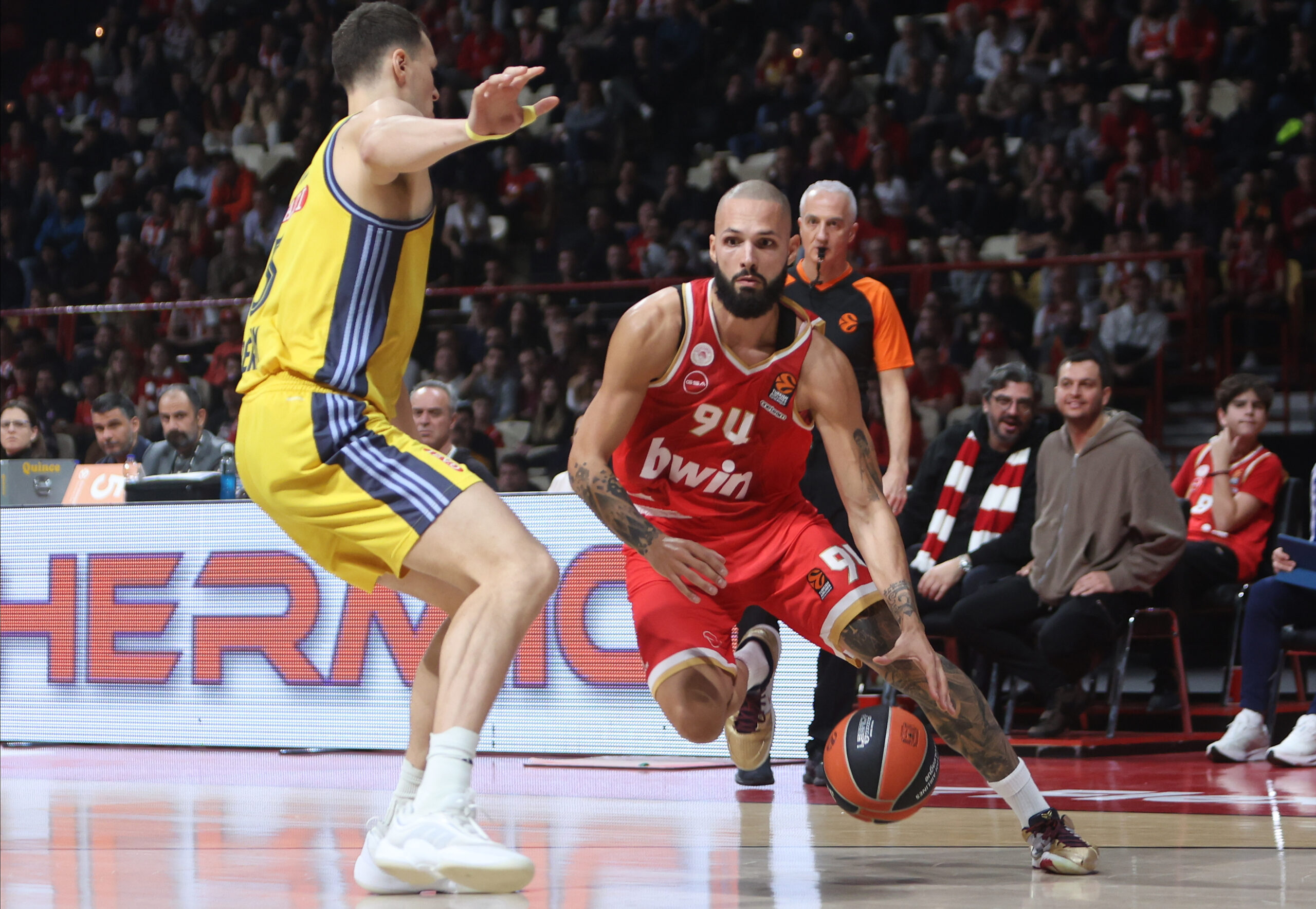 Φουρνιέ και Σάσα το πήραν πάνω τους για τη… λύτρωση του Ολυμπιακού