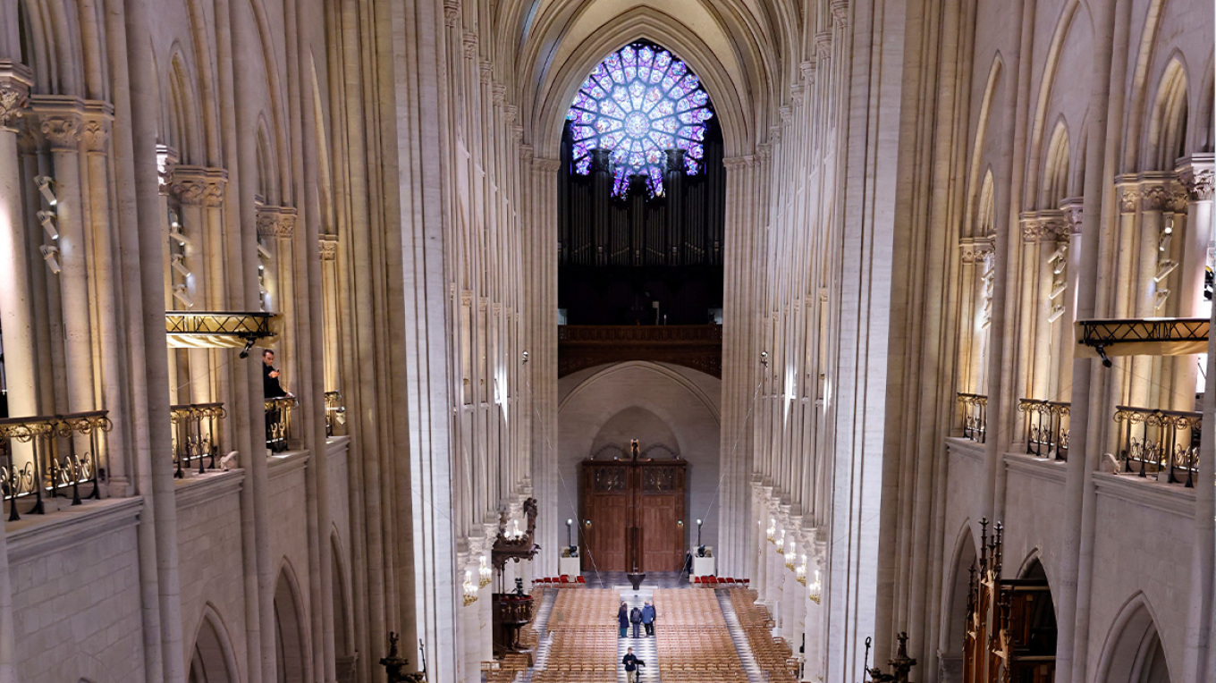 Η Παναγία των Παρισίων ανοίγει τις πύλες της: Live τα θυρανοίξια του εμβληματικού ναού