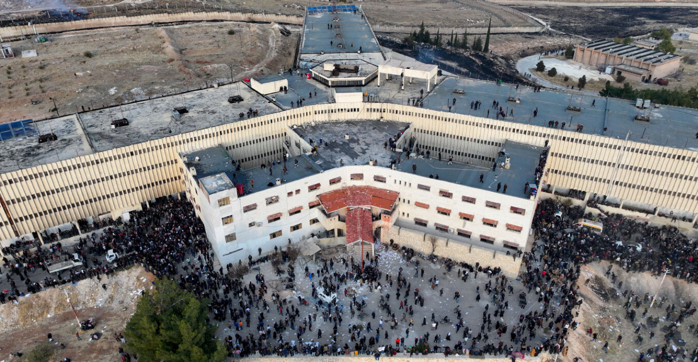 «Ένιωθα σαν πτώμα που αναπνέει»: Συγκλονιστικές μαρτυρίες από τα κολαστήρια του Άσαντ