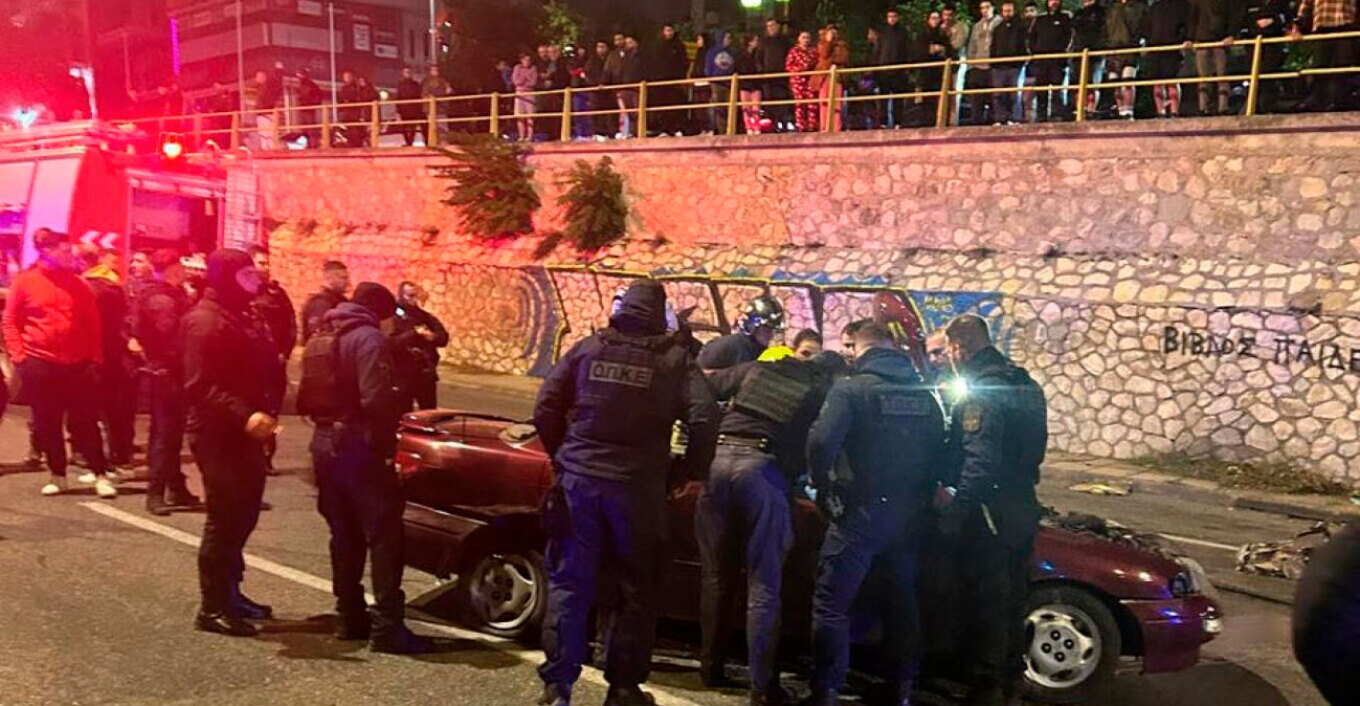 Επεισοδιακή καταδίωξη από το Ζεφύρι κατέληξε σε τροχαίο στην Εθνική Οδό