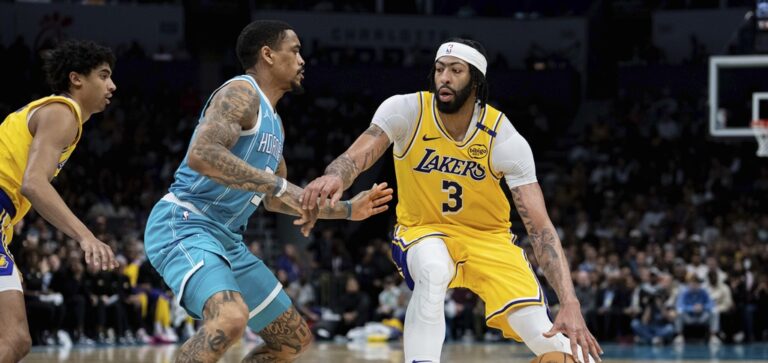 «Άλωσαν» τη Βοστώνη οι Ρόκετς, φοβερός Ντέιβις με Λέικερς (ΒΙΝΤΕΟ)