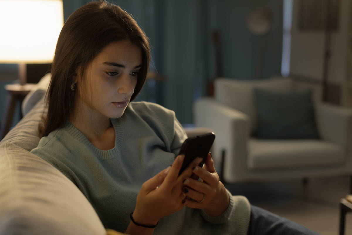 Εκστρατεία ‘’Red Flags’’ του Συμβουλίου Φωνή για Εφήβους