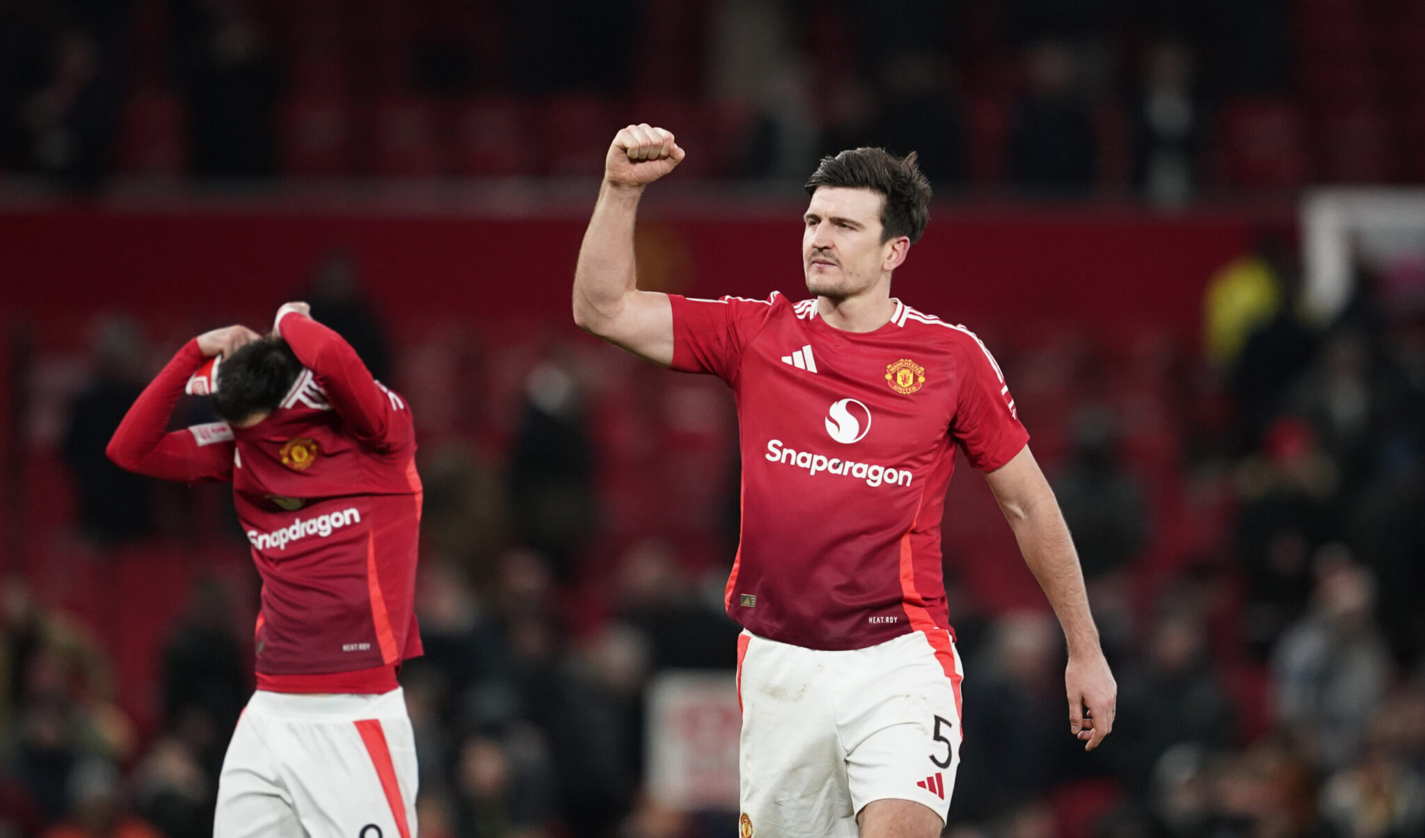 Η Γιουνάιτεντ δίνει συμβόλαιο για 1+1 χρόνια στον Μαγκουάιαρ