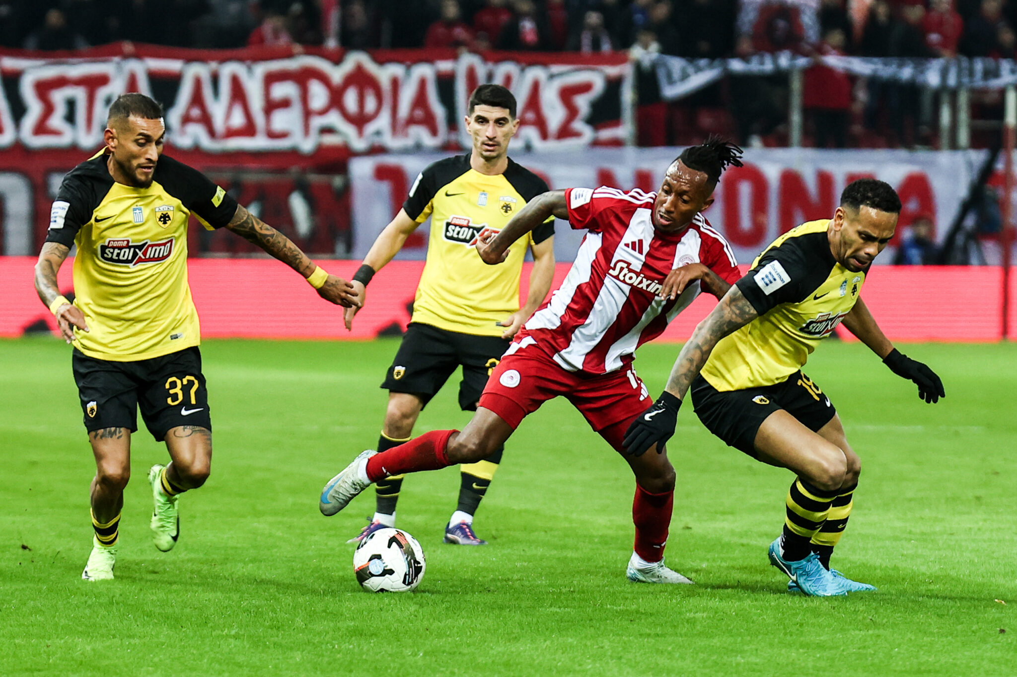 Τέλος η σεζόν για Κάλενς: «Εντοπίστηκε αλλαγή στην καρδιακή λειτουργία του»