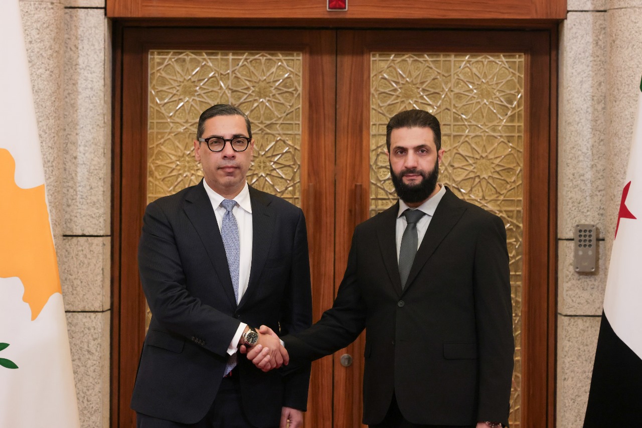 Ο Κόμπος ενημέρωσε τους 27 για τη συνάντηση του με τον Αλ Σαράα