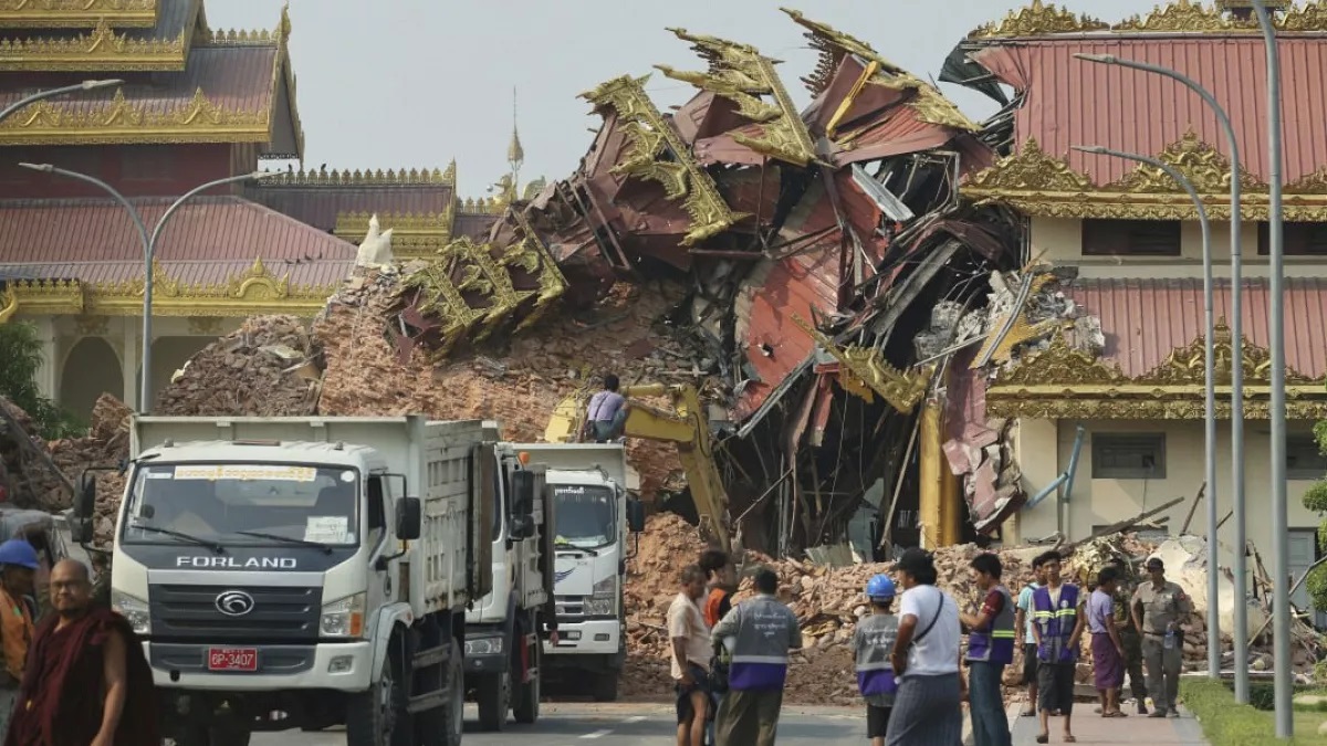 Θάνατος και καταστροφή από τον σεισμό στην Μιανμάρ: Απέλπιδες προσπάθειες για επιζώντες