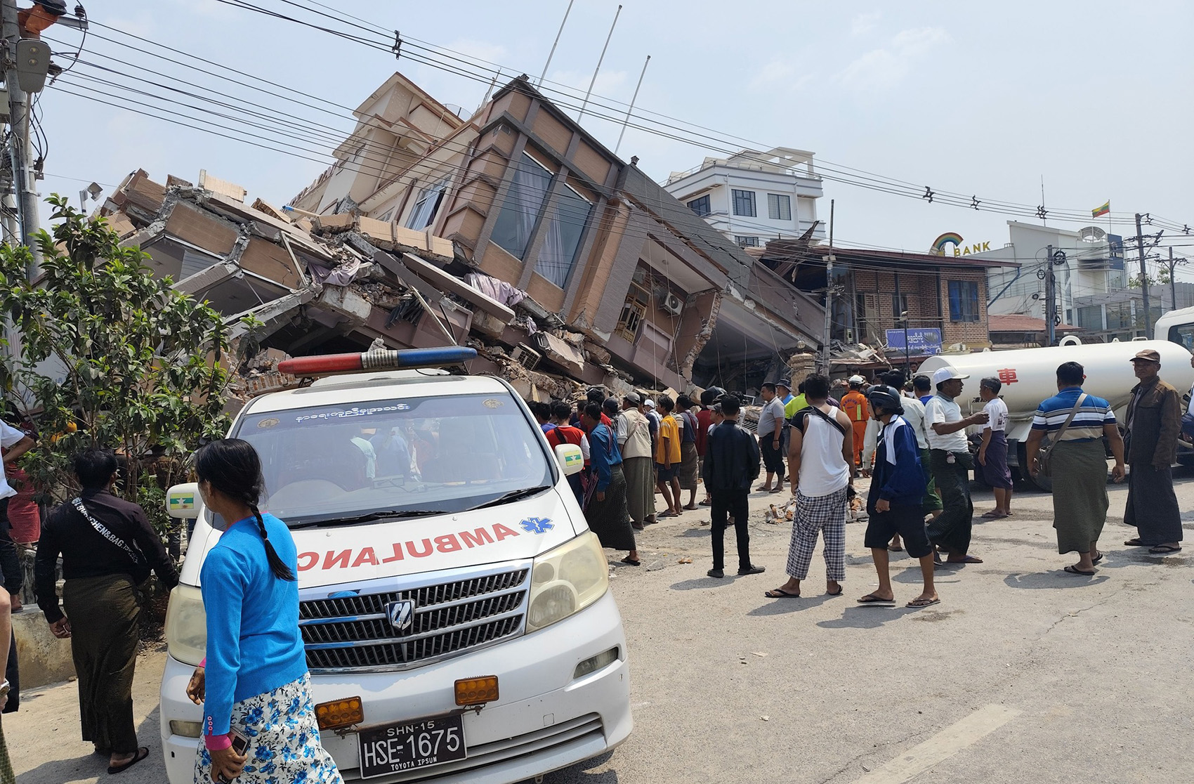 Σεισμός στη Μιανμάρ: Εκλύθηκε ενέργεια ίση με 334 ατομικές βόμβες, αυξάνονται δραματικά οι νεκροί
