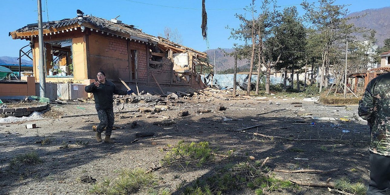 Νότια Κορέα: Μαχητικό έριξε κατά λάθος βόμβες σε χωριό και τραυμάτισε αμάχους