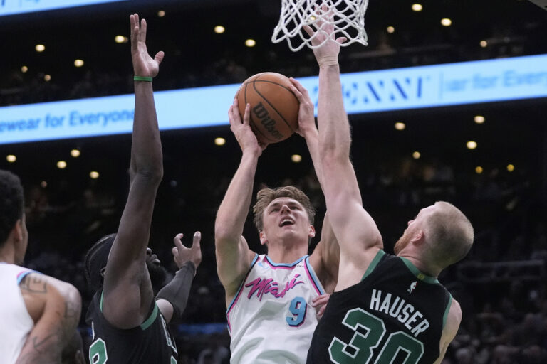 Οι Χιτ έβαλαν «στοπ» στο σερί των Σέλτικς