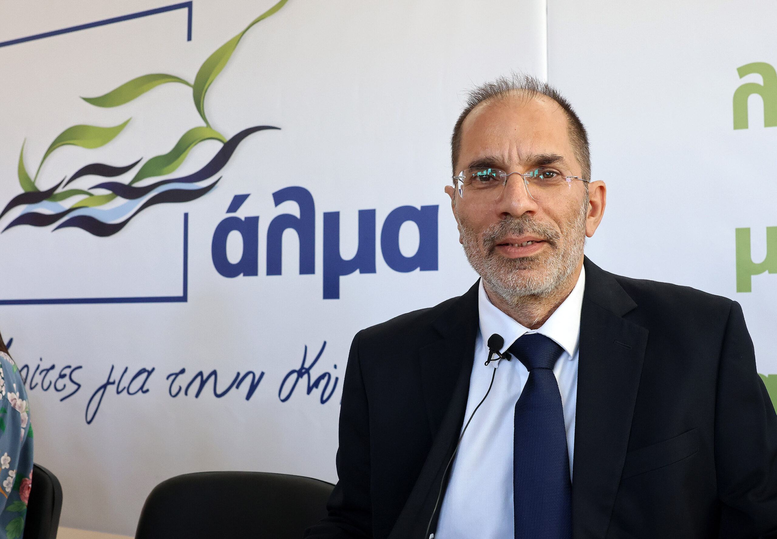 &Theta;έ&lambda;&epsilon;&iota; &pi;&iota;&sigma;&omega;&gamma;ύ&rho;&iota;&sigma;&mu;&alpha; &sigma;&tau;&omicron;&nu; &eta;&lambda;&epsilon;&kappa;&tau;&rho;&iota;&sigma;&mu;ό &omicron; &Omicron;&delta;&upsilon;&sigma;&sigma;έ&alpha;&sigmaf;, &zeta;&eta;&tau;ά &epsilon;&pi;&iota;&sigma;&tau;&rho;&omicron;&phi;ή &sigma;&tau;&omicron; &mu;&omicron;&nu;&omicron;&pi;ώ&lambda;&iota;&omicron; &tau;&eta;&sigmaf; &Alpha;&Eta;&Kappa;