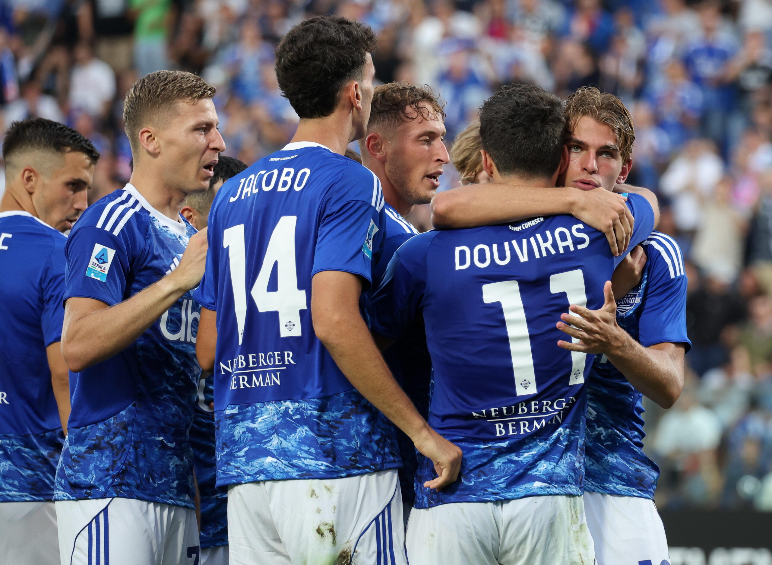 Πάρτι της Κόμο με σκόρερ Δουβίκα κόντρα στη Λάτσιο