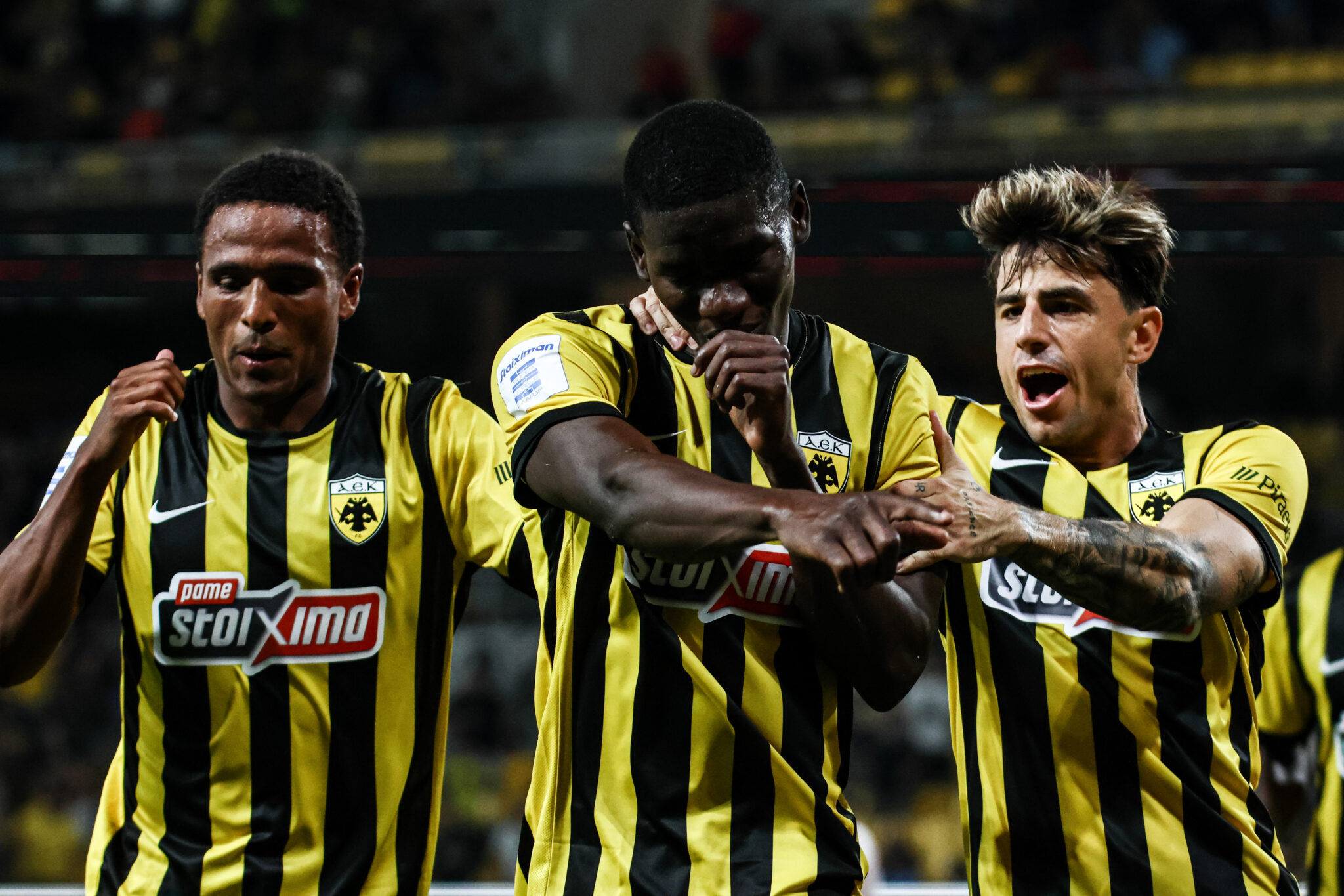 Μάνταλος και Ζίνι το πήραν πάνω τους στην πρεμιέρα της ΑΕΚ, πριν τον ευρωπαϊκό… τελικό