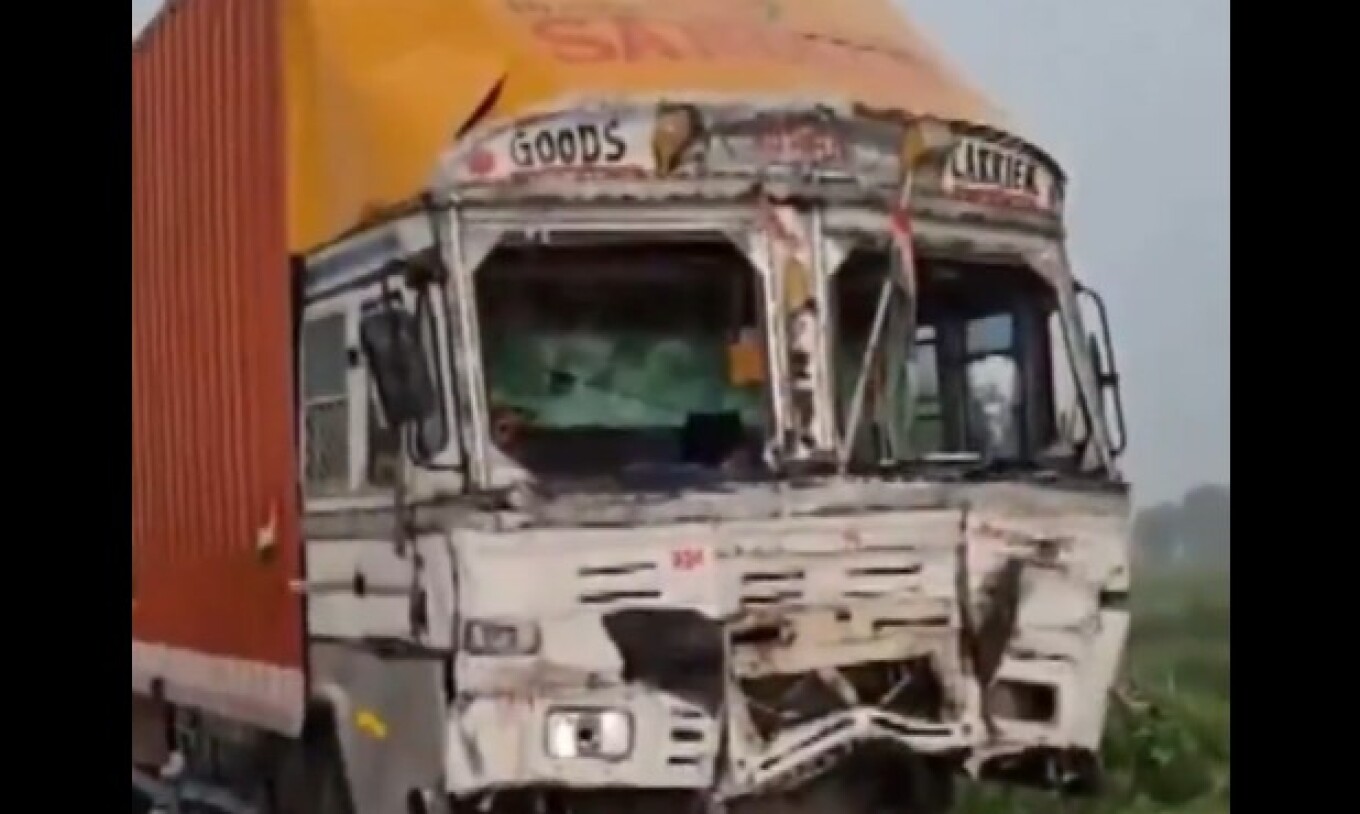 Τραγωδία στην Ινδία: Φορτηγό συγκρούστηκε με όχημα προσκυνητών