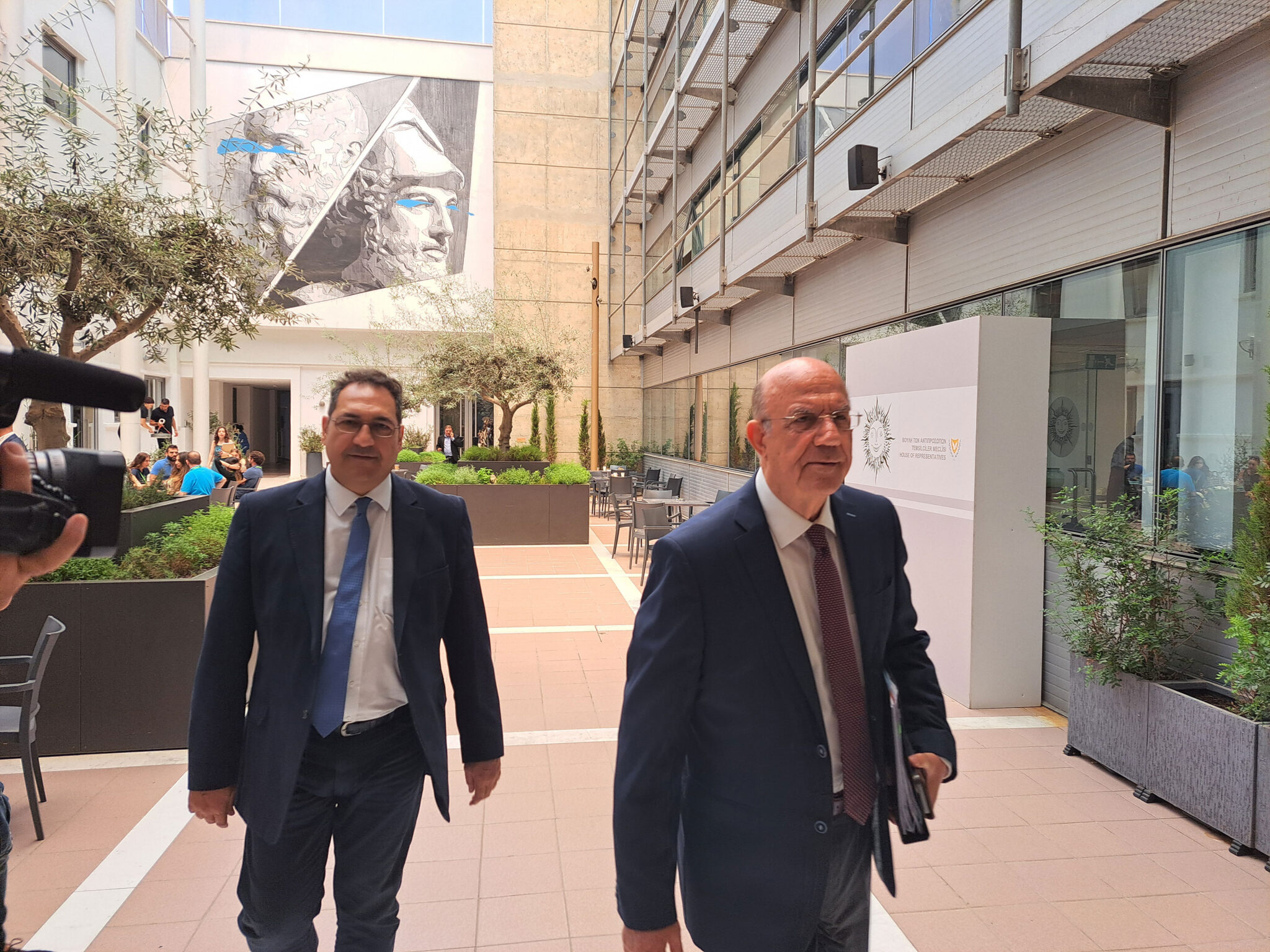 «Κοντά στο 50%»: Ποιες οι νεότερες προβλέψεις Κεραυνού για δημόσιο χρέος