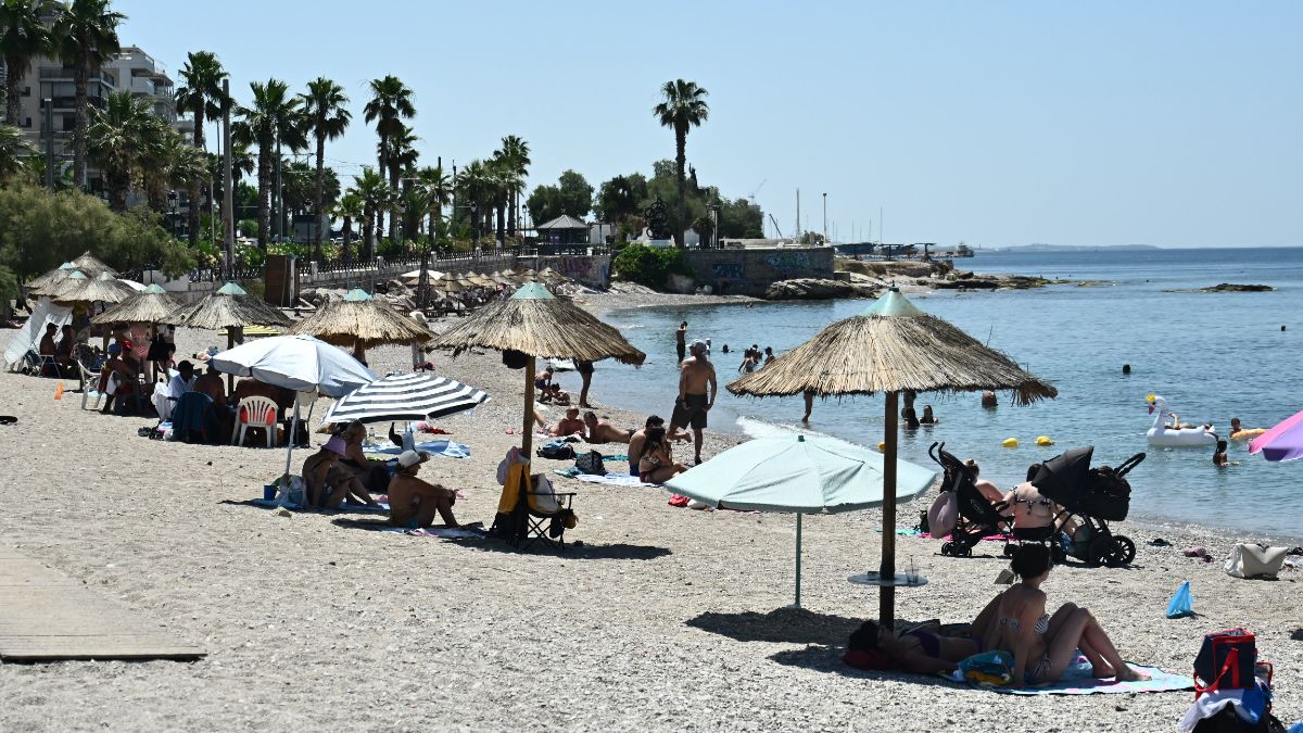 Τη γυναίκα με το καρότσι και τον οδηγό ταξί αναζητεί η ΕΛΑΣ για την υπόθεση στο Παλαιό Φάληρο