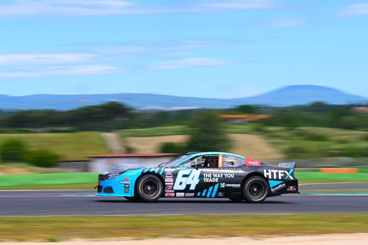 Στην Τσεχία για τους προημιτελικούς του EURONASCAR PRO ο Βλαδίμηρος Τζιωρτζής