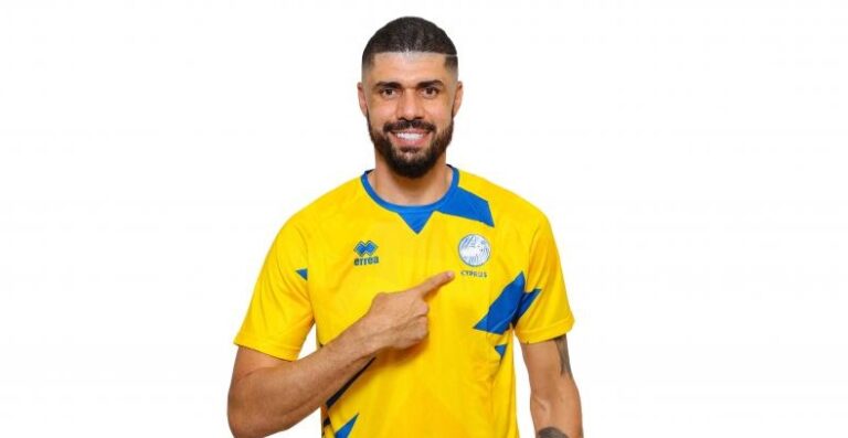 Φαμπιάνο: «Είμαι χαρούμενος που είμαι στην Εθνική, είναι μια πολύ σημαντική μέρα για μένα» (ΒΙΝΤΕΟ)