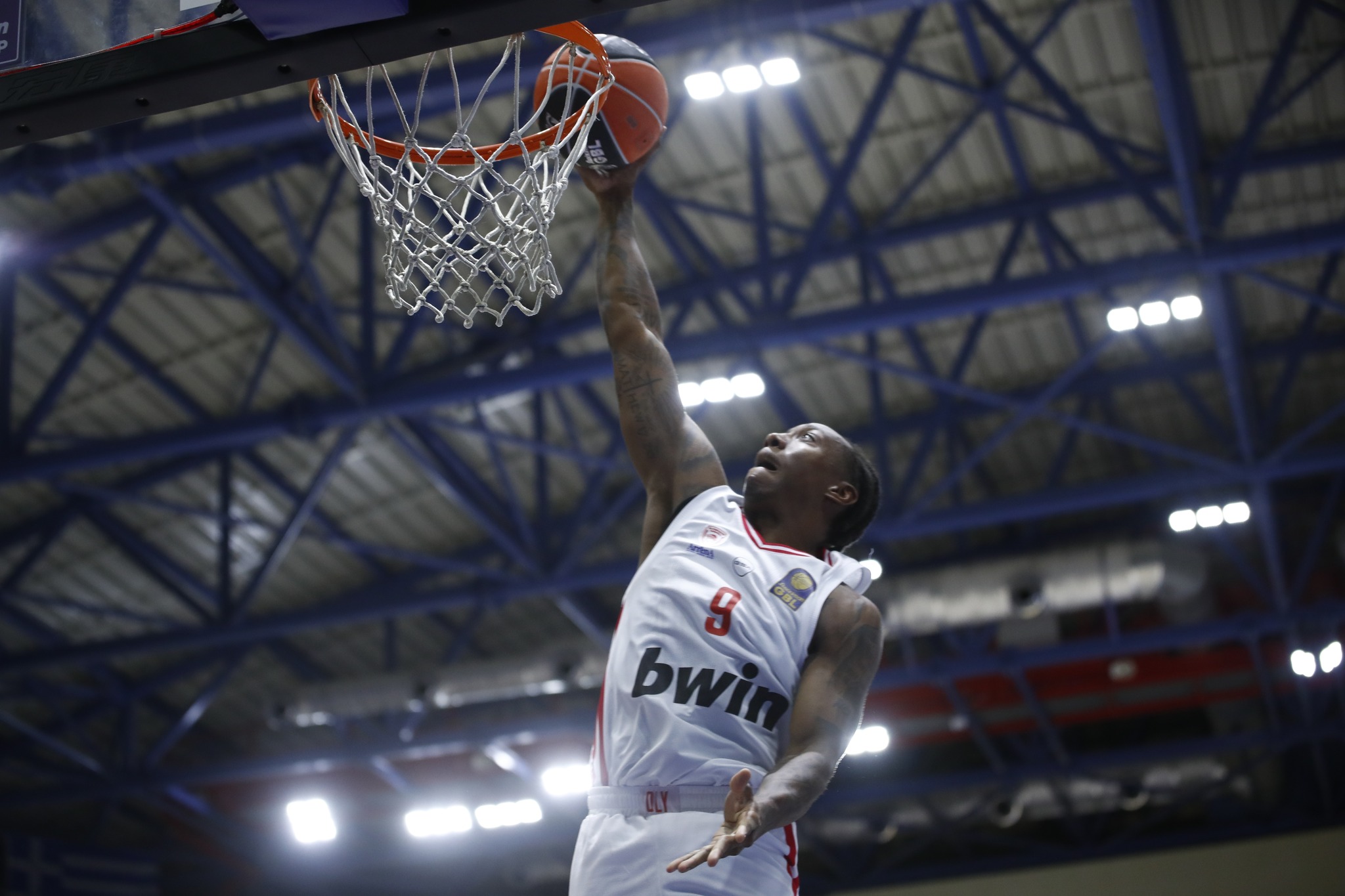 Ολυμπιακός-Προμηθέας: Για τον πρώτο τίτλο της σεζόν στον τελικό του Super Cup