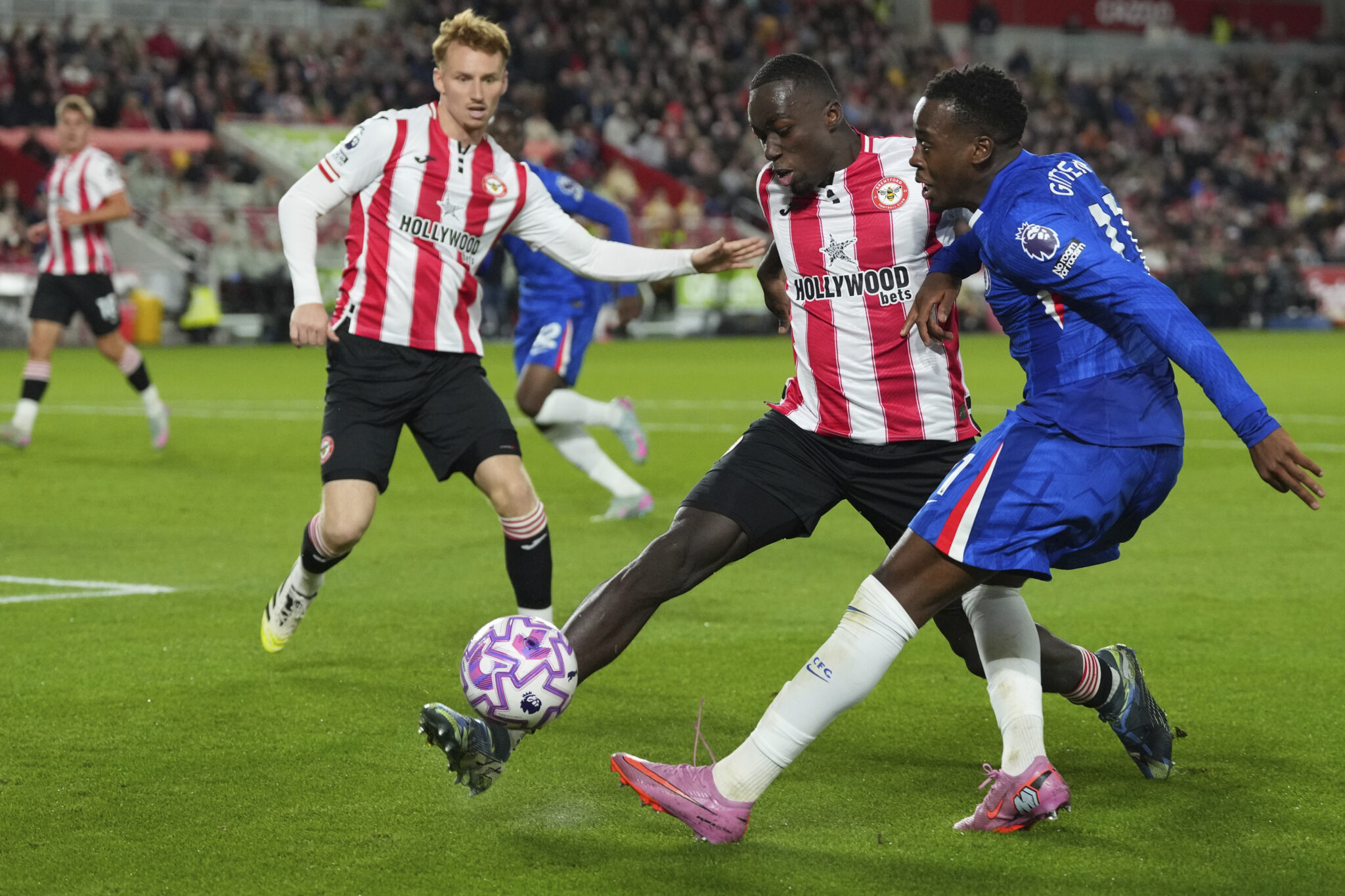 Η Τσέλσι πήγε για ανατροπή με… ψυχή, αλλά η Μπρέντφορντ τη σταμάτησε με εξυπνάδα