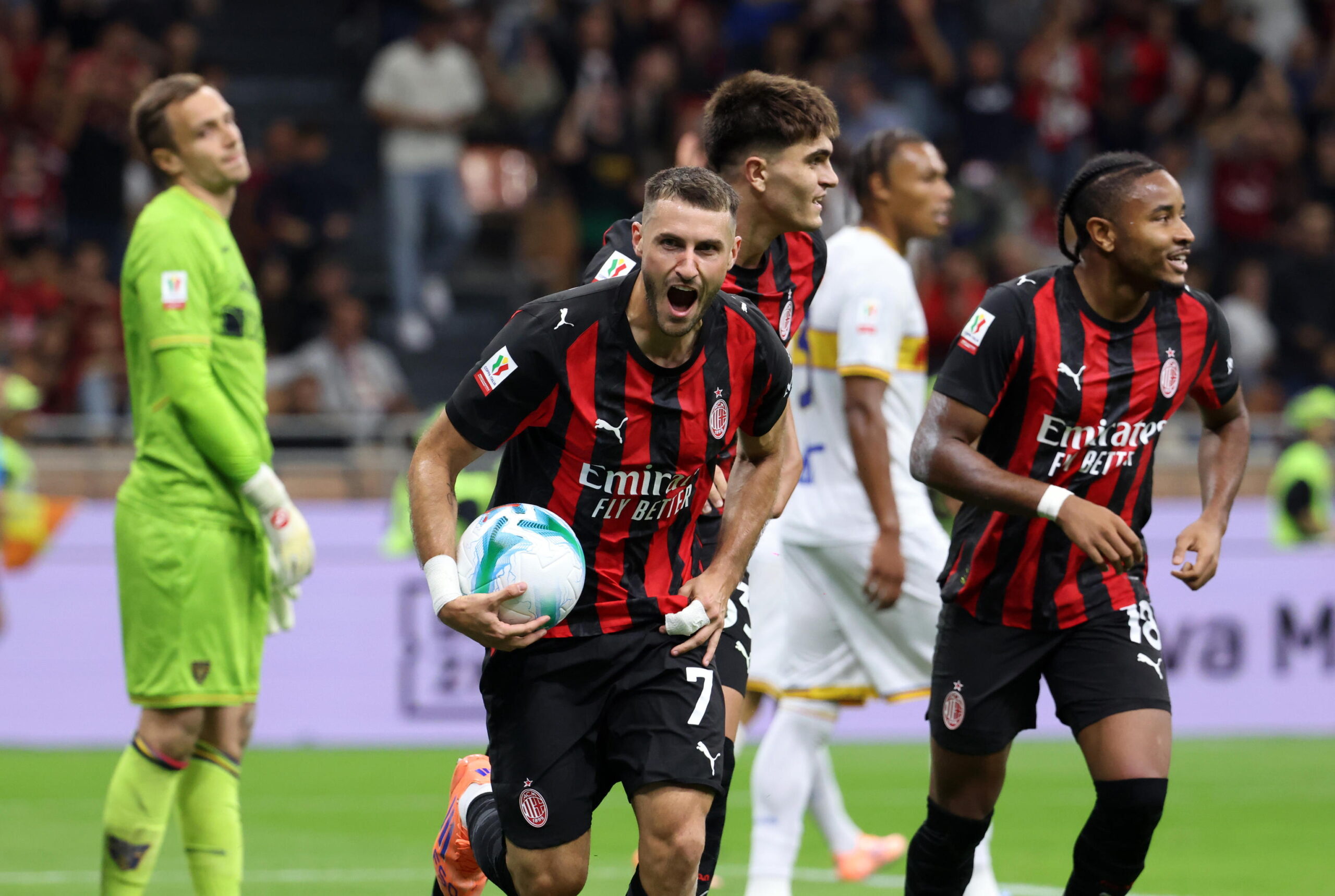Πανηγυρική πρόκριση με «τριάρα» για τη Μίλαν – Έκανε τη δουλειά απέναντι στη Παλέρμο η Ουντινέζε