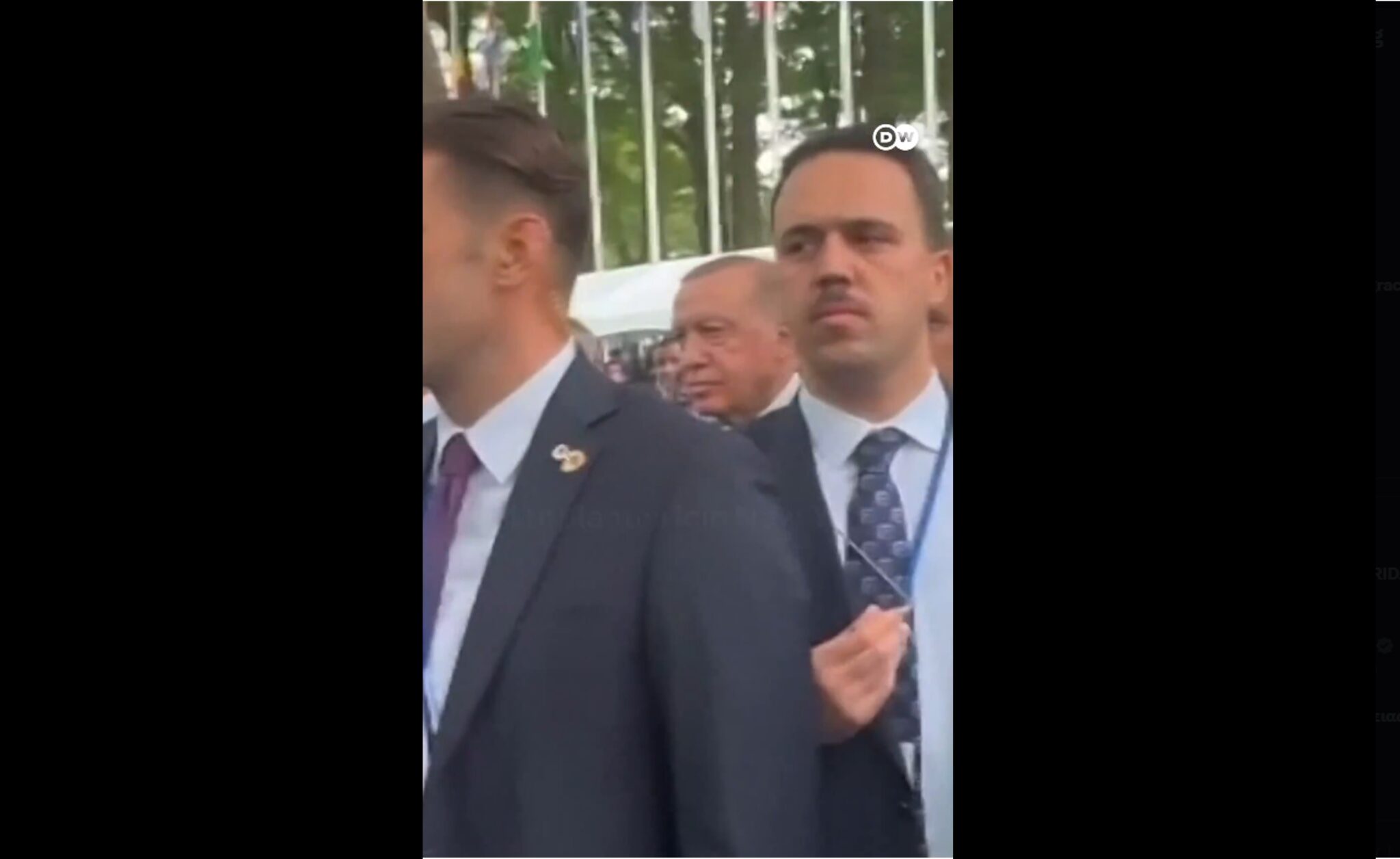 ΒΙΝΤΕΟ: Μετά τον Μακρόν «έκοψε» και τον Ερντογάν το κομβόι του Τραμπ