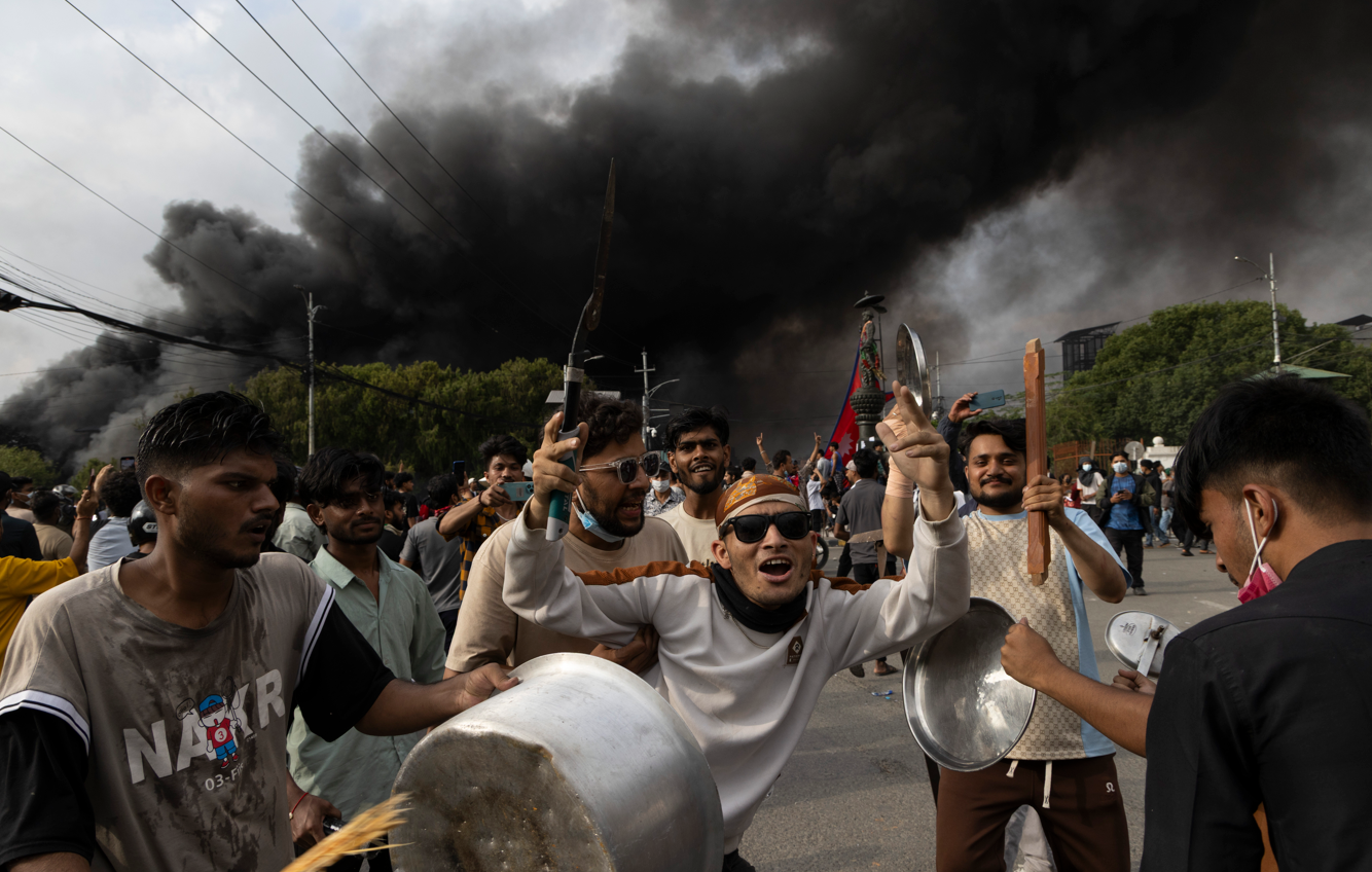 Ταραχές στο Νεπάλ: Ξεπερνούν τους 50 οι νεκροί, 13.500 φυλακισμένοι δραπέτευσαν