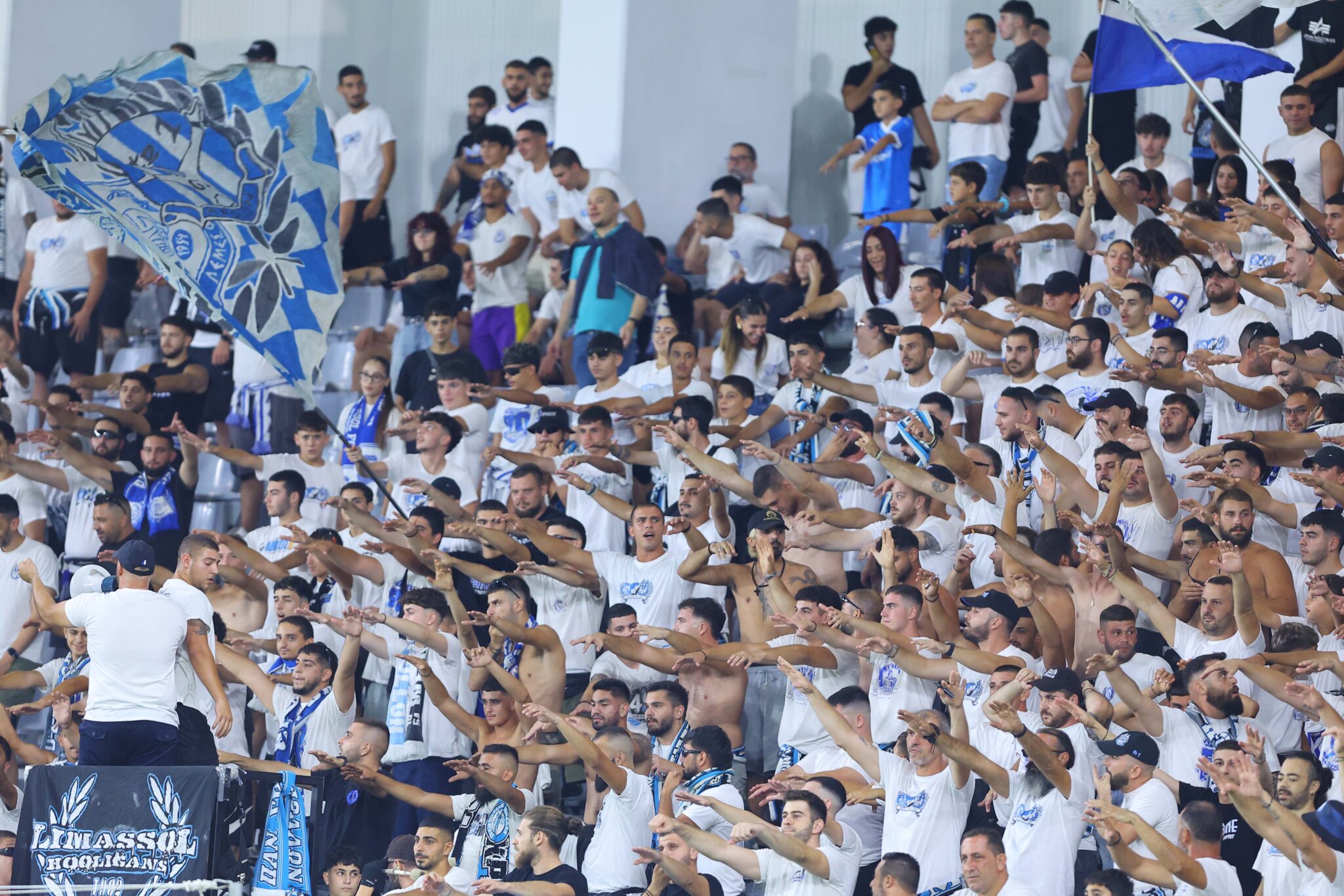 Τα… εξαφάνισαν οι Απολλωνίστες