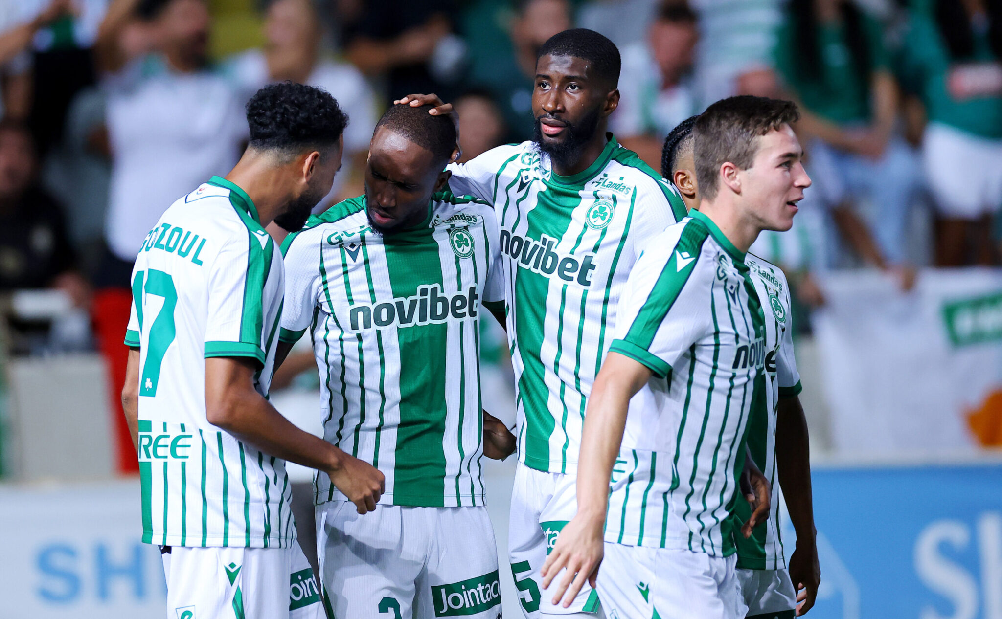 Ομόνοια: Επιστροφή στη δουλειά με την προσοχή στους δύο