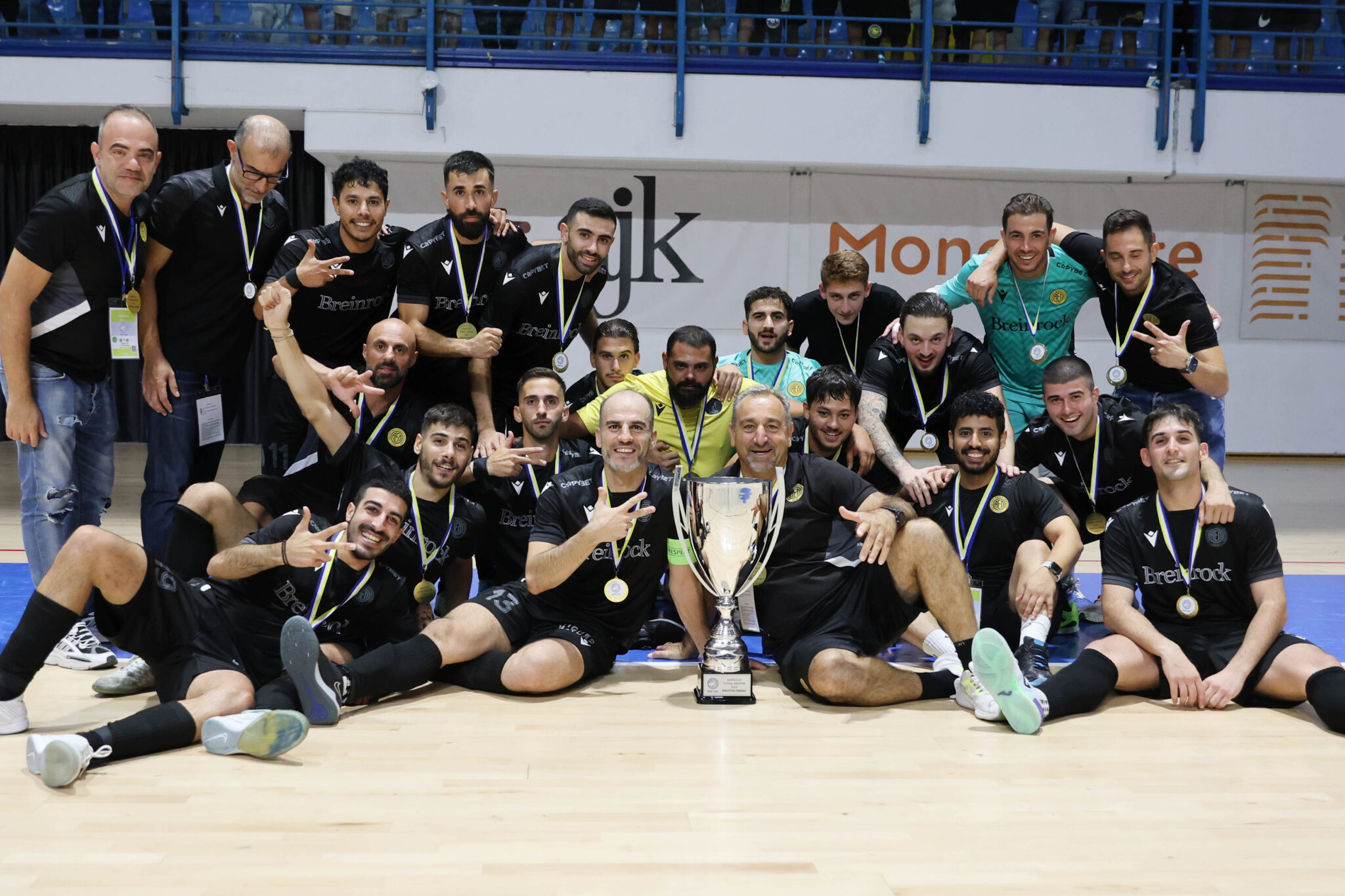 Νίκησε με… εξάρα την Ομόνοια και κατέκτησε το Super Cup η ΑΕΛ