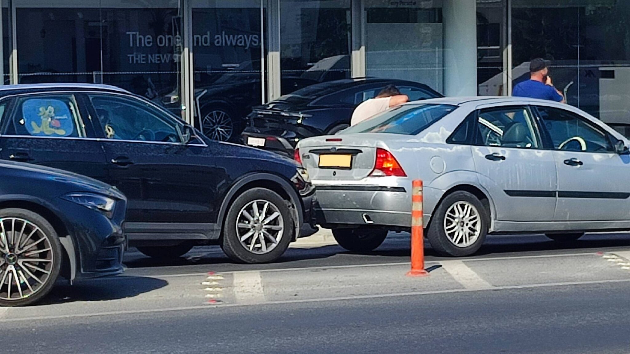 Μικροατυχήματα: Πότε μετακινείς το όχημα και τι φωτογραφίες πρέπει να βγάλεις