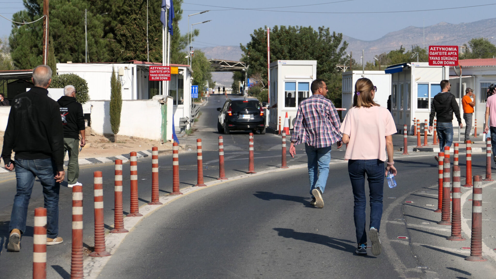 Τι γίνεται στα οδοφράγματα μετά τη σύλληψη των πέντε Ελληνοκυπρίων από το κατοχικό καθεστώς