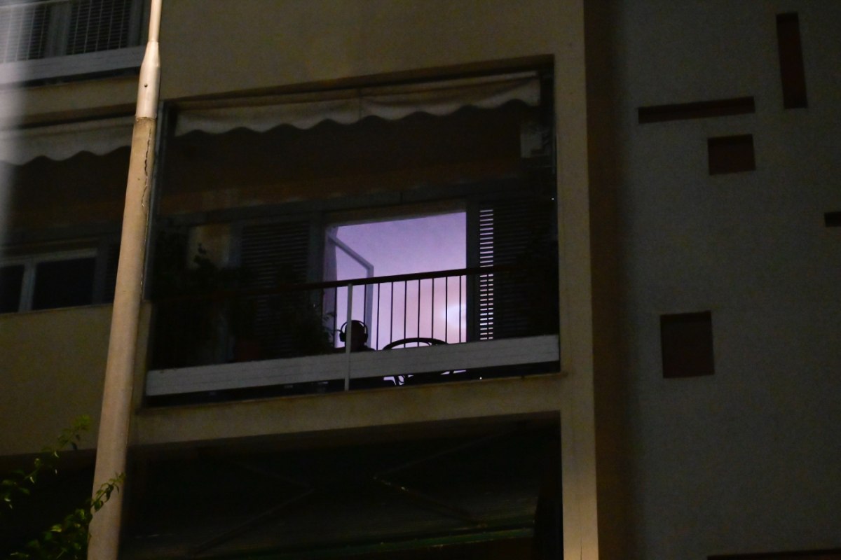 «Γύρισα σπίτι και τη βρήκα νεκρή»: Τι λέει ο σύζυγος της 34χρονης που γέννησε και πέθανε στο διαμέρισμά της