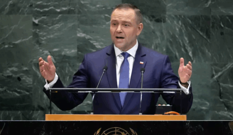 Ναβρότσκι: Η Πολωνία είναι έτοιμη να υπερασπιστεί το έδαφός της, δε θα φοβηθούμε τα ρωσικά drones