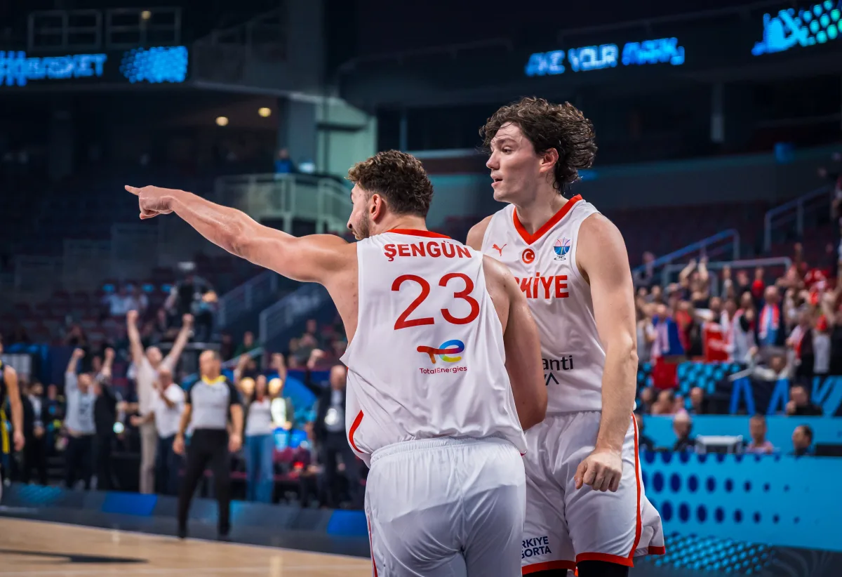 Τουρκία-Πολωνία: Η ομάδα του Αταμάν κόντρα στην παρέα του Πονίτκα για μία θέση στην 4άδα