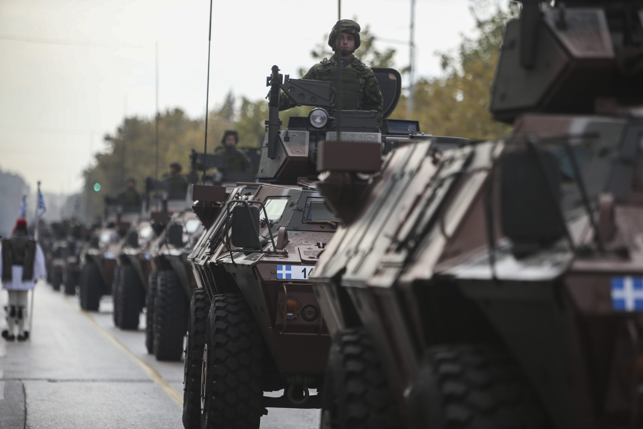 «Στρατιωτικό Σένγκεν» για στρατιωτική κινητικότητα παρουσίασε η Κομισιόν