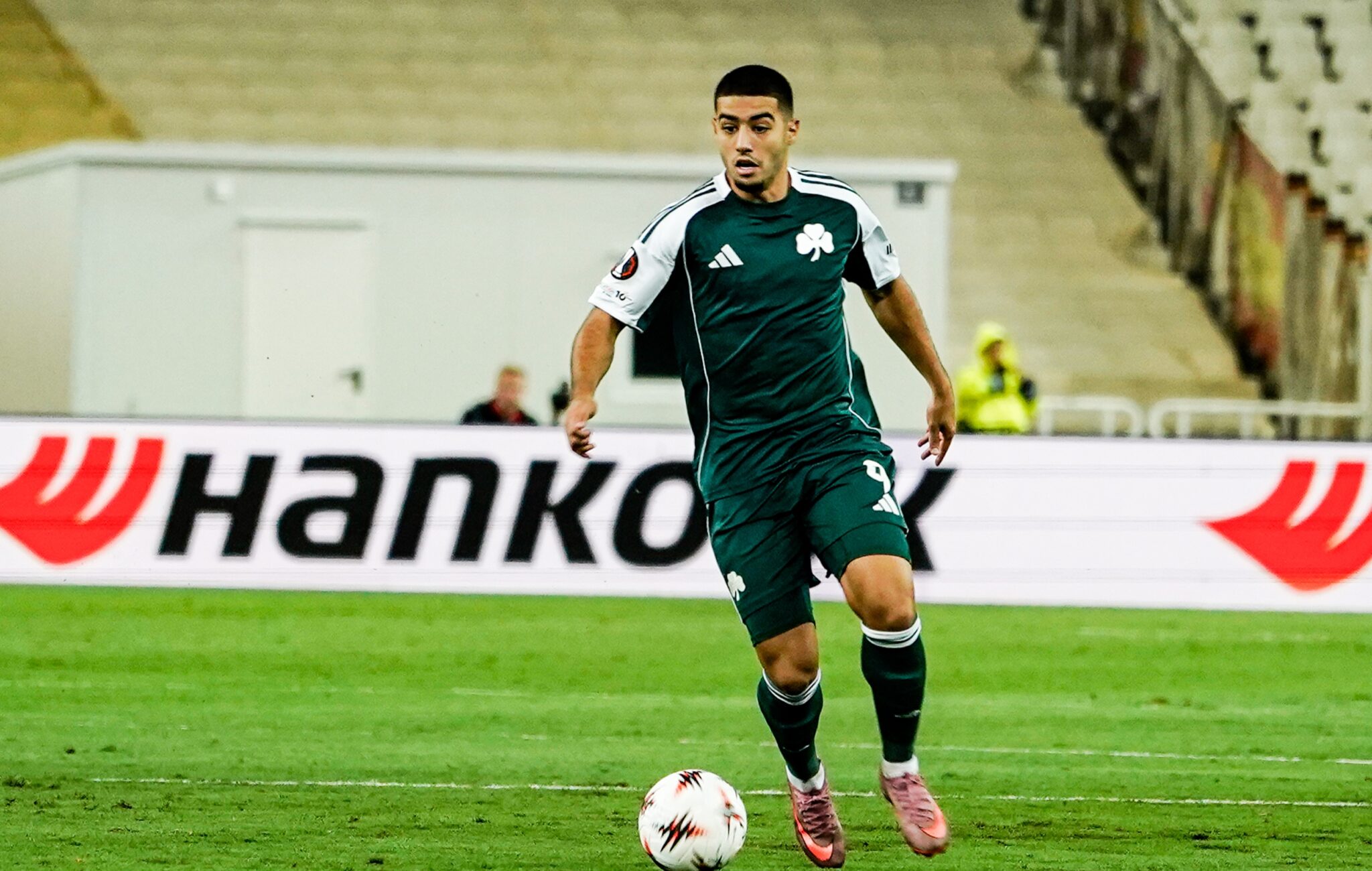 Παραμένει στον Παναθηναϊκό ο Ζαρουρί – Ενεργοποιήθηκε ο ειδικός όρος της συμφωνίας με τη Λανς