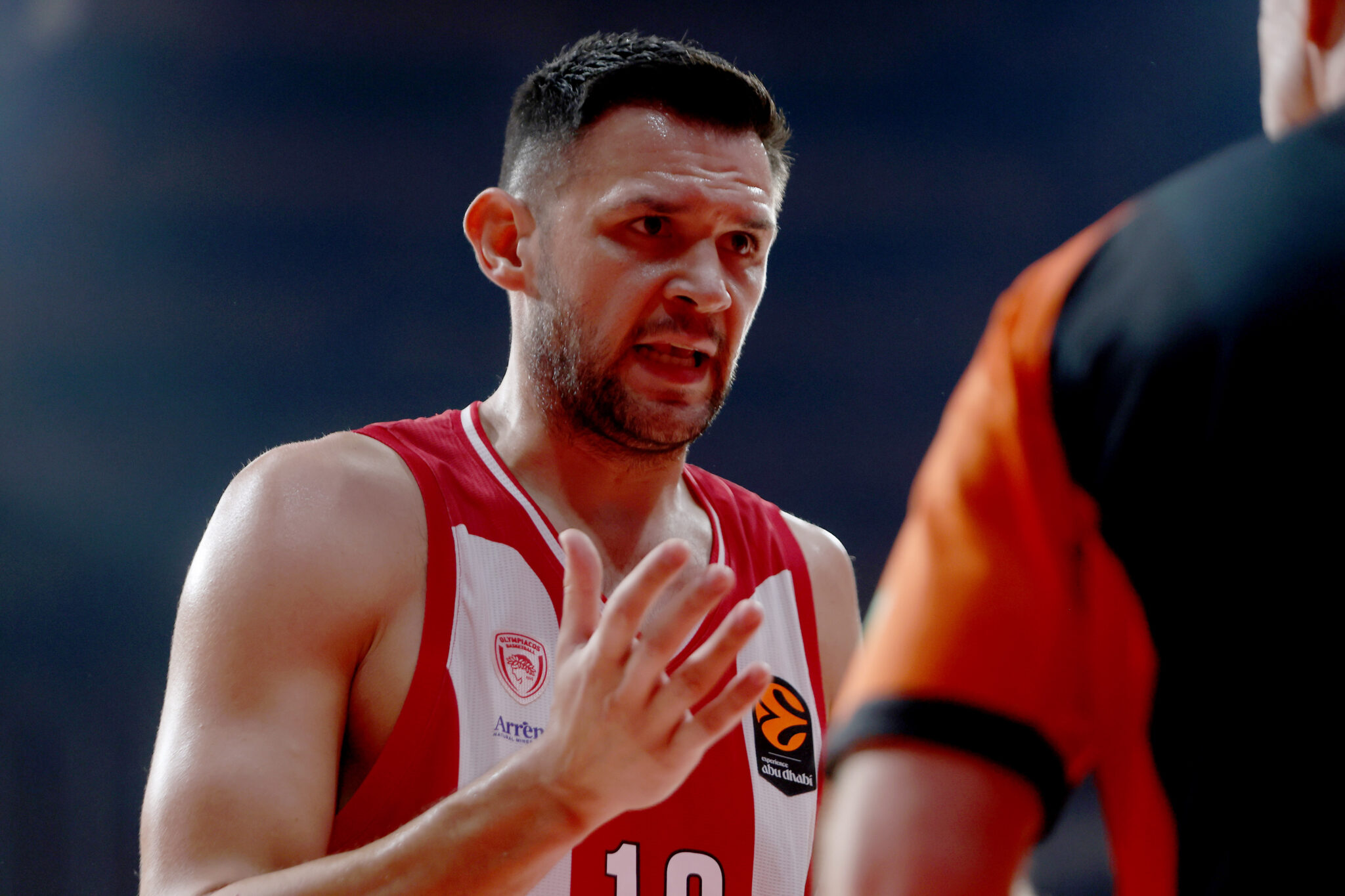 Αβεβαιότητα για τρεις στον Ολυμπιακό ενόψει Ερυθρού Αστέρα