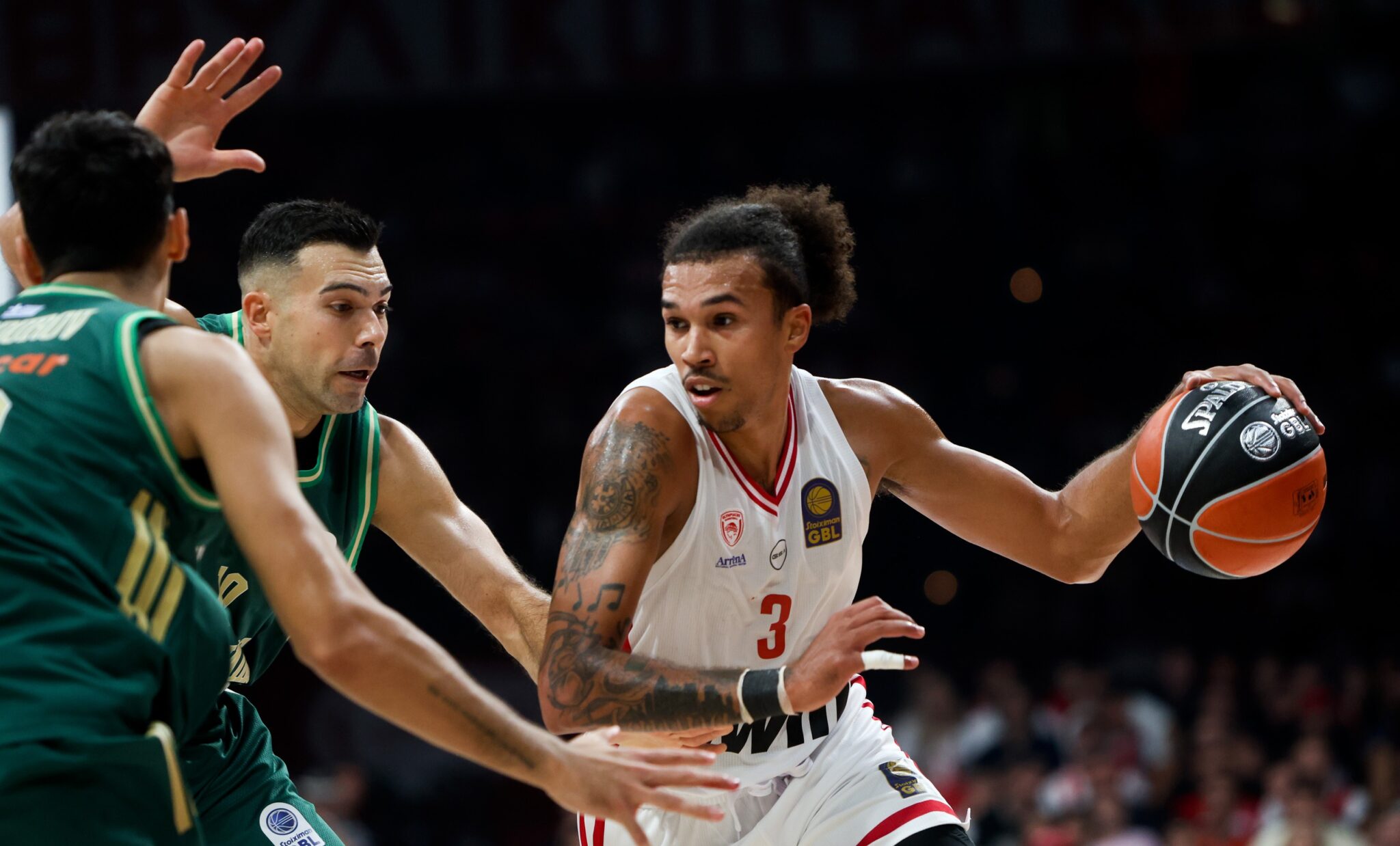 Πρόβλημα με Γουόρντ ενόψει Παρί στον Ολυμπιακό