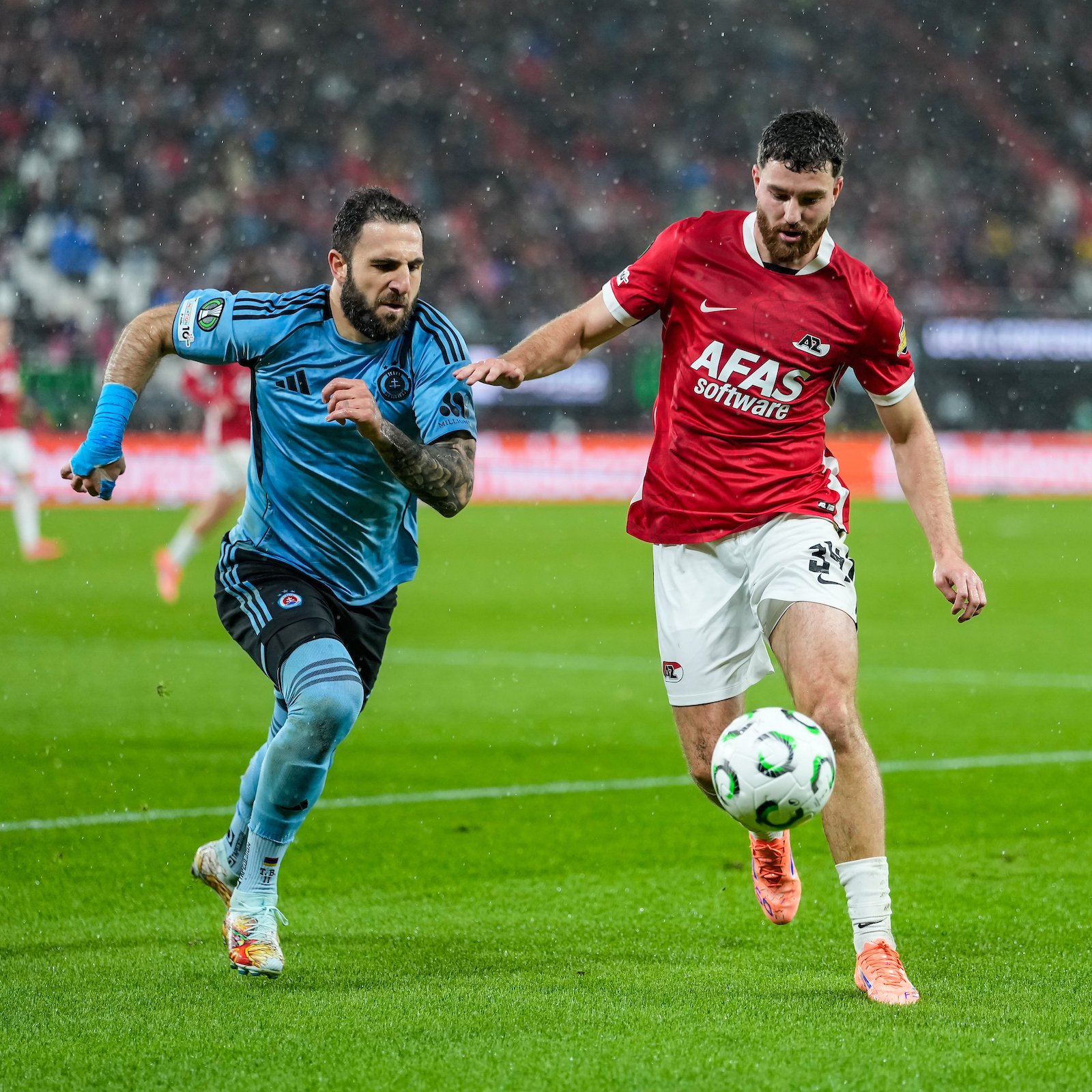 «Λύγισε» τη Σλόβαν η Αλκμάαρ, βαθμός με Σβάρνα για τη Ράκοβ