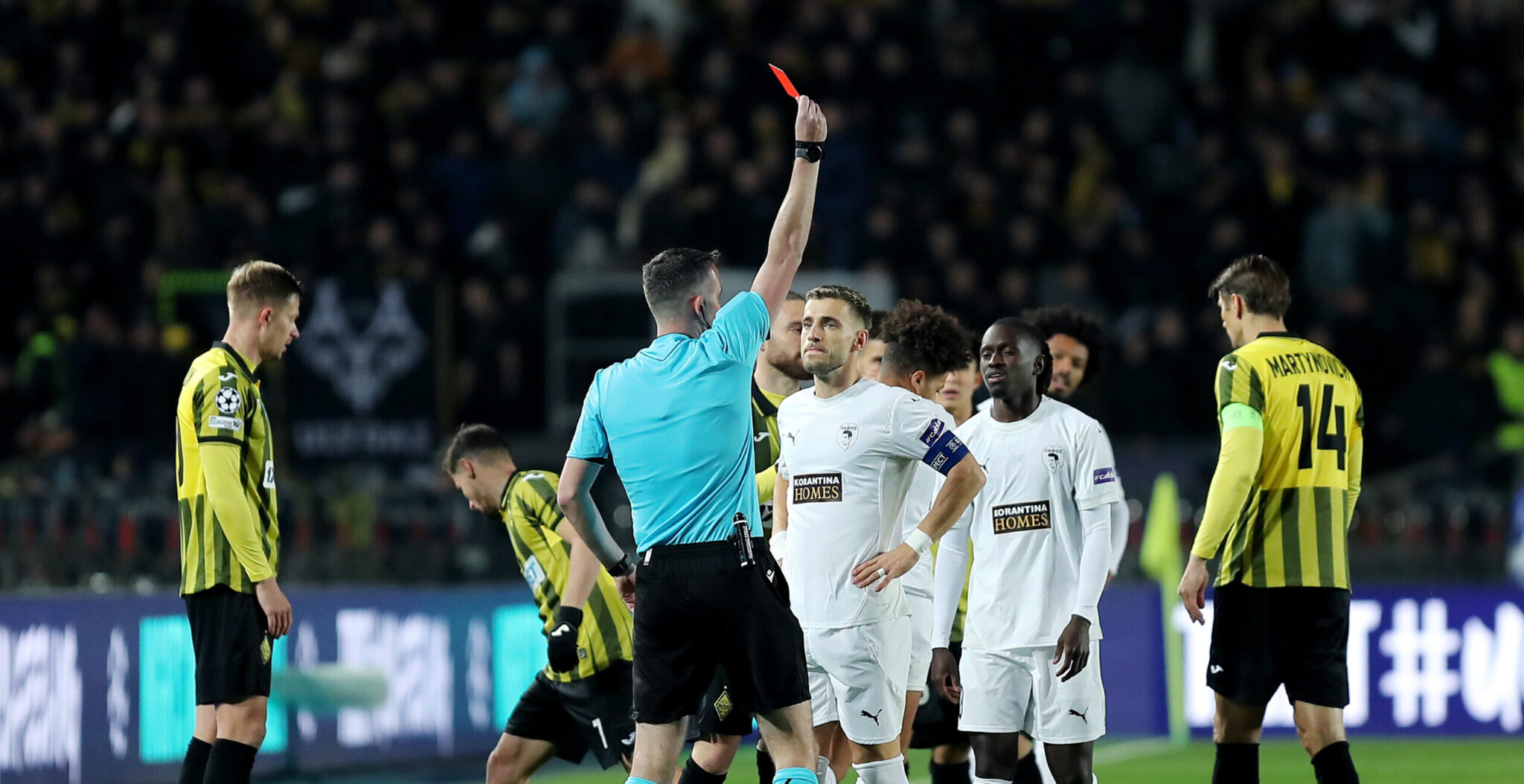 Έγραψε… αρνητικό ρεκόρ ο Κορέια: Γρηγορότερη κόκκινη στην ιστορία του Champions League (BINTEO)