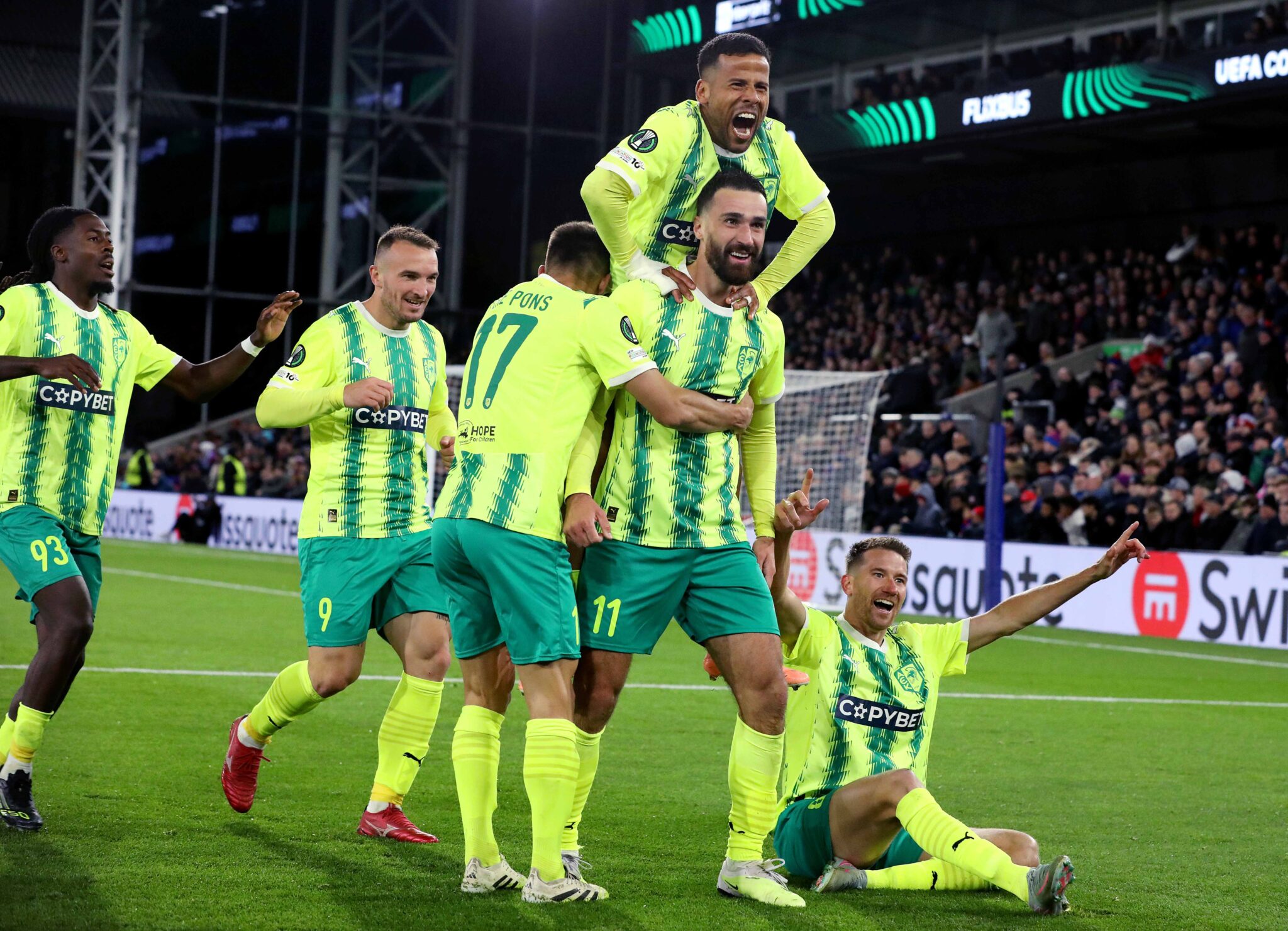 Αλύγιστη ΑΕΚ, τιμώρησε την Κρίσταλ Πάλας και παρέμεινε αλάνθαστη στο Λονδίνο