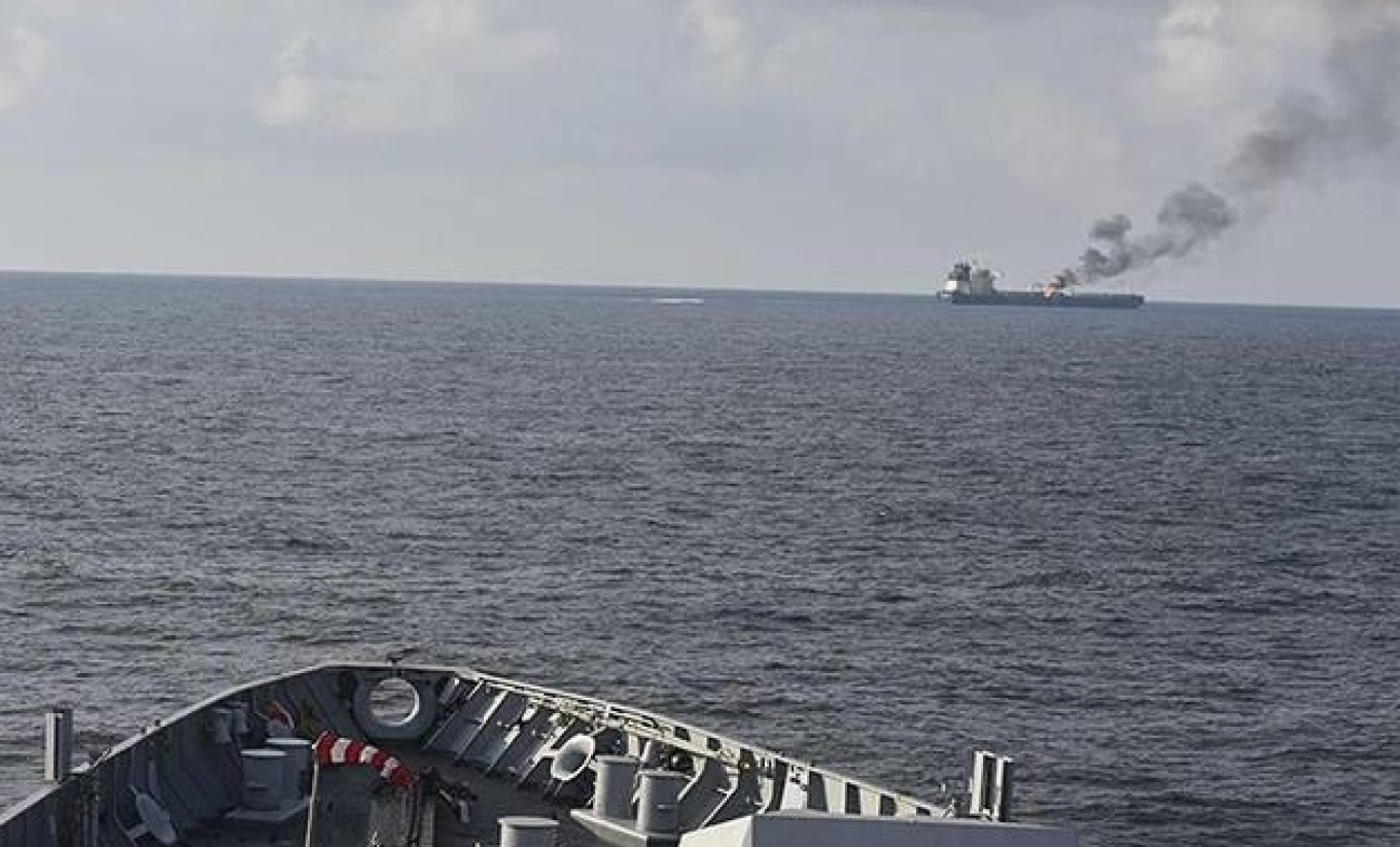 Έκρηξη σε πλοίο που μεταφέρει υγροποιημένο αέριο ανοικτά της Υεμένης